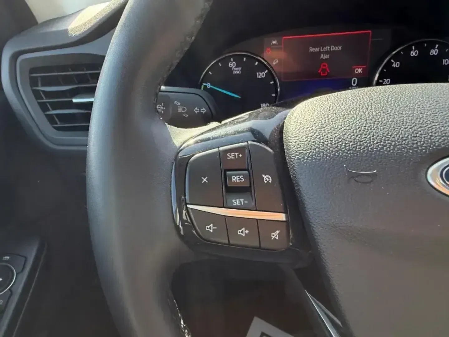 2021 /Dark Earth Gray Cloth Ford Escape SE (1FMCU0BZ4MU) with an 2.5L iVCT Atkinson Cycle I-4 Hybrid engine, Automatic transmission, located at 970 Woodlawn Dr., Farmington, MO, 63640, (573) 431-7800, 37.825642, -90.468674 - Weekday commutes down Highway 67, school drop-offs around Farmington, and spontaneous weekend getaways toward St. Joe State Park get a whole lot easier when your SUV is comfortable, efficient, and ready for real life. This **2021 Ford Escape SE Hybrid** blends smart fuel savings with the versatility - Photo#12