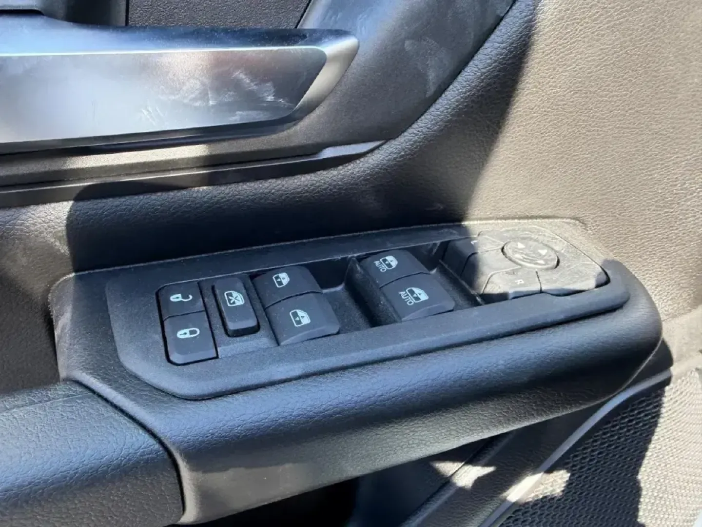 2026 /Diesel Gray/Black Cloth Ram 1500 Express (3C6RRFGG4T4) with an 3.6L V6 24V VVT eTorque UPG I engine, 8A transmission, located at 970 Woodlawn Dr., Farmington, MO, 63640, (573) 431-7800, 37.825642, -90.468674 - Whether you're hauling weekend gear to St. Joe State Park, towing a trailer out toward the Mark Twain National Forest, or simply looking for a confident daily driver that feels at home on Highway 67 and the backroads around St. Francois County, this 2026 Ram 1500 Express 4x4 is built for real-life M - Photo#17