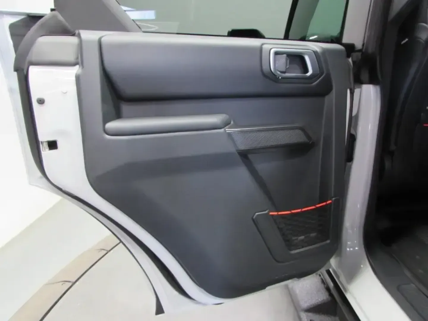 2026 /Black Onyx Ford Bronco Raptor (1FMEE0RR8TL) with an 3.0L EcoBoost V6 engine, Automatic transmission, located at 12836 Highway 21, De Soto, MO, 63020, (636) 337-7777, 38.151867, -90.575615 - Built for weekend trail days, river-town road trips, and the kind of daily drive that never feels boring, this **2026 Ford Bronco Raptor** is the SUV for drivers who want true adventure capability without giving up modern comfort. Whether you're packing up for a Saturday run down **Highway 21**, hea - Photo#13