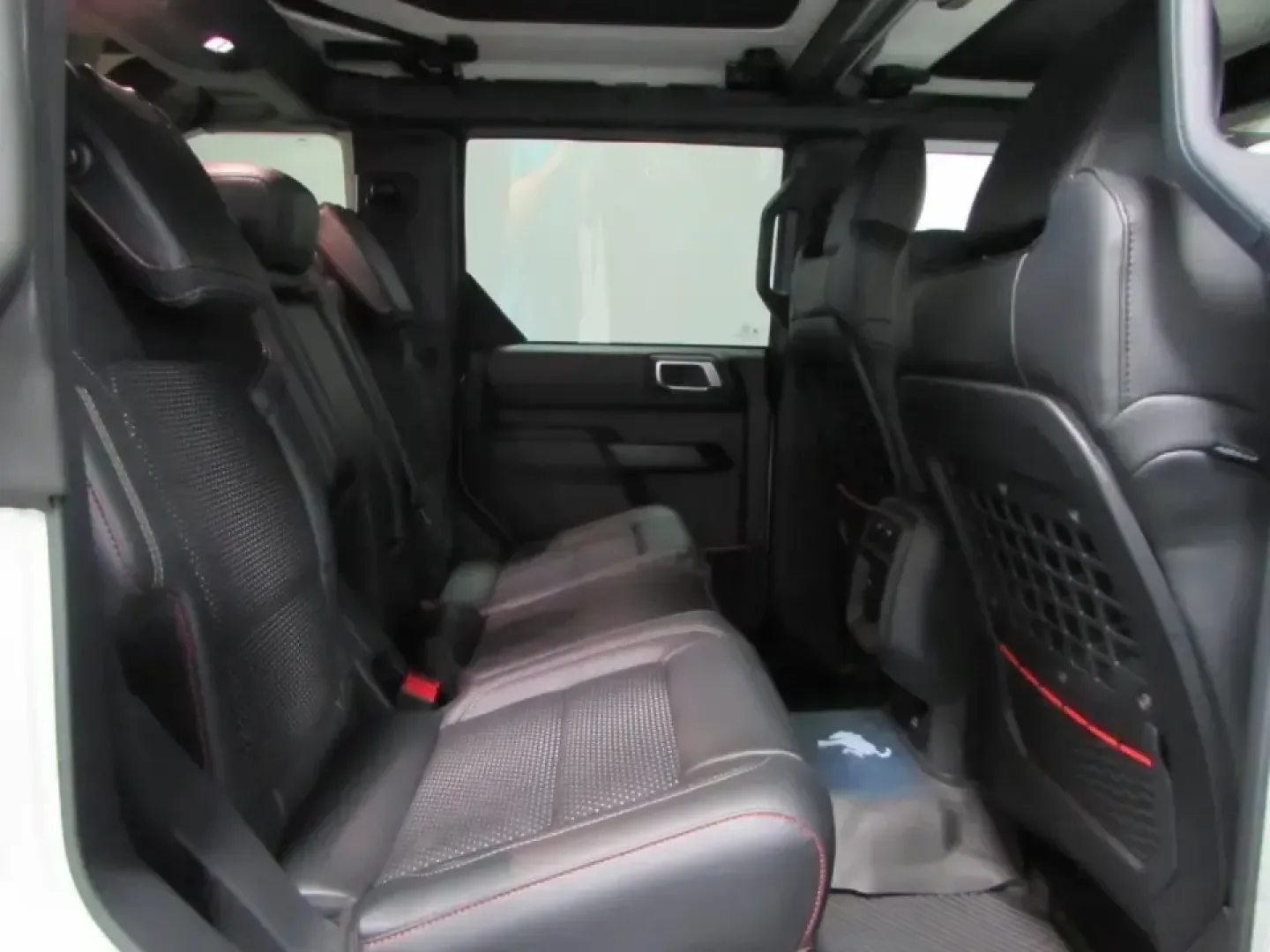 2026 /Black Onyx Ford Bronco Raptor (1FMEE0RR8TL) with an 3.0L EcoBoost V6 engine, Automatic transmission, located at 12836 Highway 21, De Soto, MO, 63020, (636) 337-7777, 38.151867, -90.575615 - Built for weekend trail days, river-town road trips, and the kind of daily drive that never feels boring, this **2026 Ford Bronco Raptor** is the SUV for drivers who want true adventure capability without giving up modern comfort. Whether you're packing up for a Saturday run down **Highway 21**, hea - Photo#18