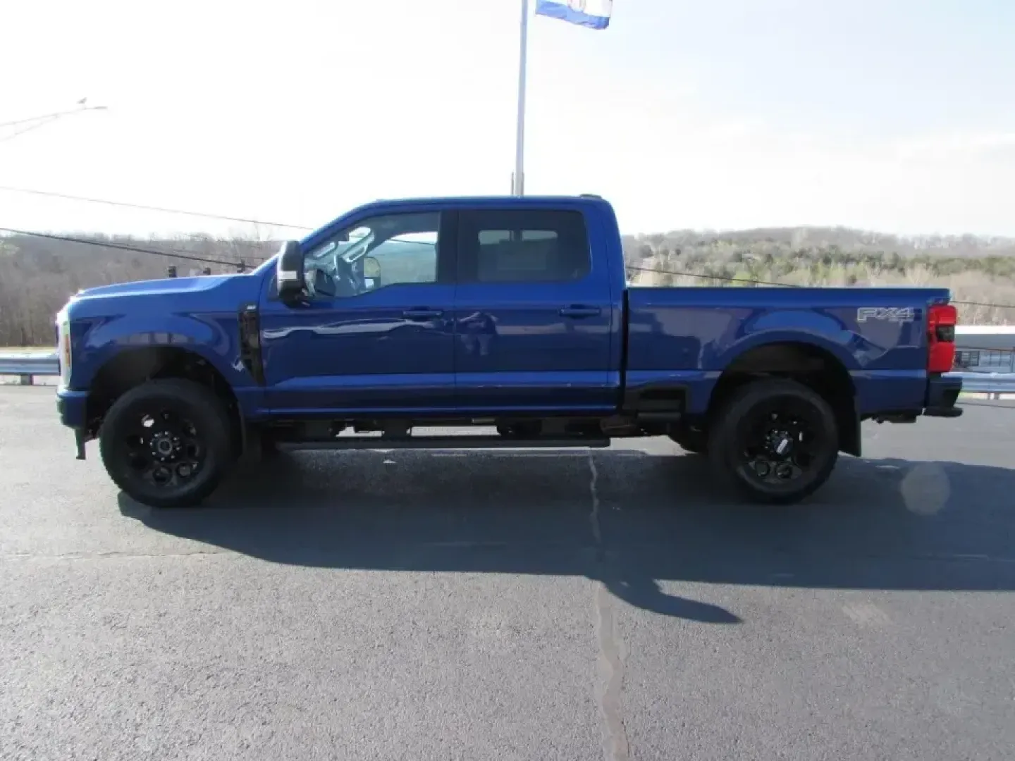 2026 Ford F-250SD XLT (1FT8W2BN6TE) with an 7.3L engine, 6A transmission, located at 12836 Highway 21, De Soto, MO, 63020, (636) 337-7777, 38.151867, -90.575615 - If your weekends involve hauling a camper to Washington State Park, pulling a work trailer down MO-21, or loading up the crew for a long day that starts before sunrise, this truck is built for your lifestyle. The 2026 Ford F-250 Super Duty XLT in striking Argon Blue is the kind of heavy-duty pickup - Photo#3
