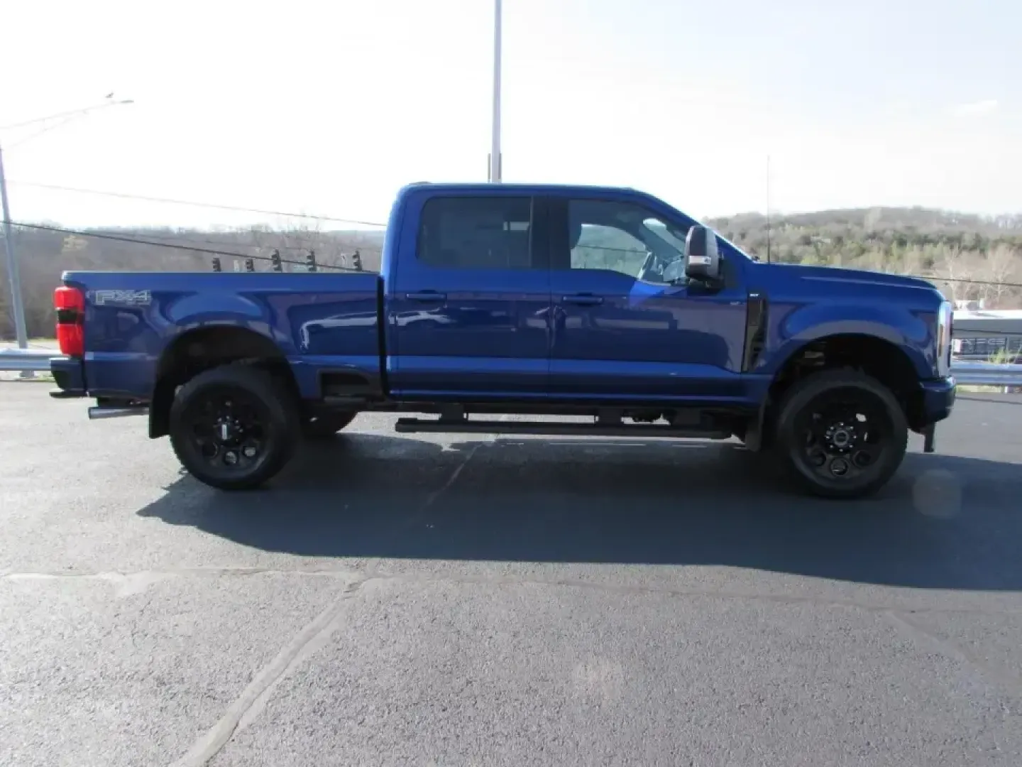 2026 Ford F-250SD XLT (1FT8W2BN6TE) with an 7.3L engine, 6A transmission, located at 12836 Highway 21, De Soto, MO, 63020, (636) 337-7777, 38.151867, -90.575615 - If your weekends involve hauling a camper to Washington State Park, pulling a work trailer down MO-21, or loading up the crew for a long day that starts before sunrise, this truck is built for your lifestyle. The 2026 Ford F-250 Super Duty XLT in striking Argon Blue is the kind of heavy-duty pickup - Photo#7