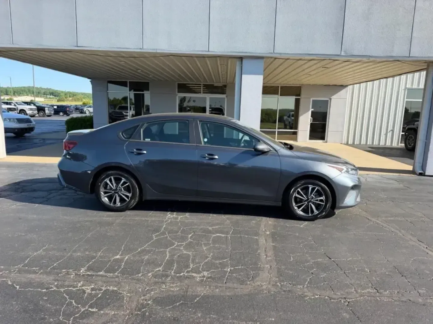 2024 /Black Cloth Kia Forte LXS (3KPF24AD6RE) with an 2.0L I4 MPI 16V DOHC engine, Automatic transmission, located at 141 Commercial Dr, Fredericktown, MO, 63645, (573) 783-6432, 37.570087, -90.320648 - Need a reliable, fuel-sipping sedan that makes daily commutes, college drop-offs, and weekend road trips feel easy-without the higher cost of a brand-new ride? This 2024 Kia Forte LX is built for real life in Southeast Missouri: comfortable for the drive to work, efficient for runs across town, and - Photo#1