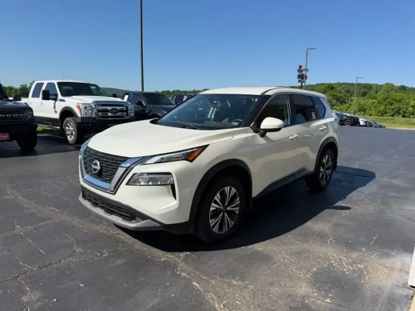 2023 /Charcoal Cloth Nissan Rogue SV (JN8BT3BB3PW) with an 1.5L Turbo engine, Automatic transmission, located at 141 Commercial Dr, Fredericktown, MO, 63645, (573) 783-6432, 37.570087, -90.320648 - Picture an SUV that can handle the Monday commute down US-67, a quick school drop-off loop through Fredericktown neighborhoods, and a spontaneous weekend escape toward St. Francois State Park-without draining your fuel budget or your patience. This **2023 Nissan Rogue SV AWD** is built for real-life - Photo#6