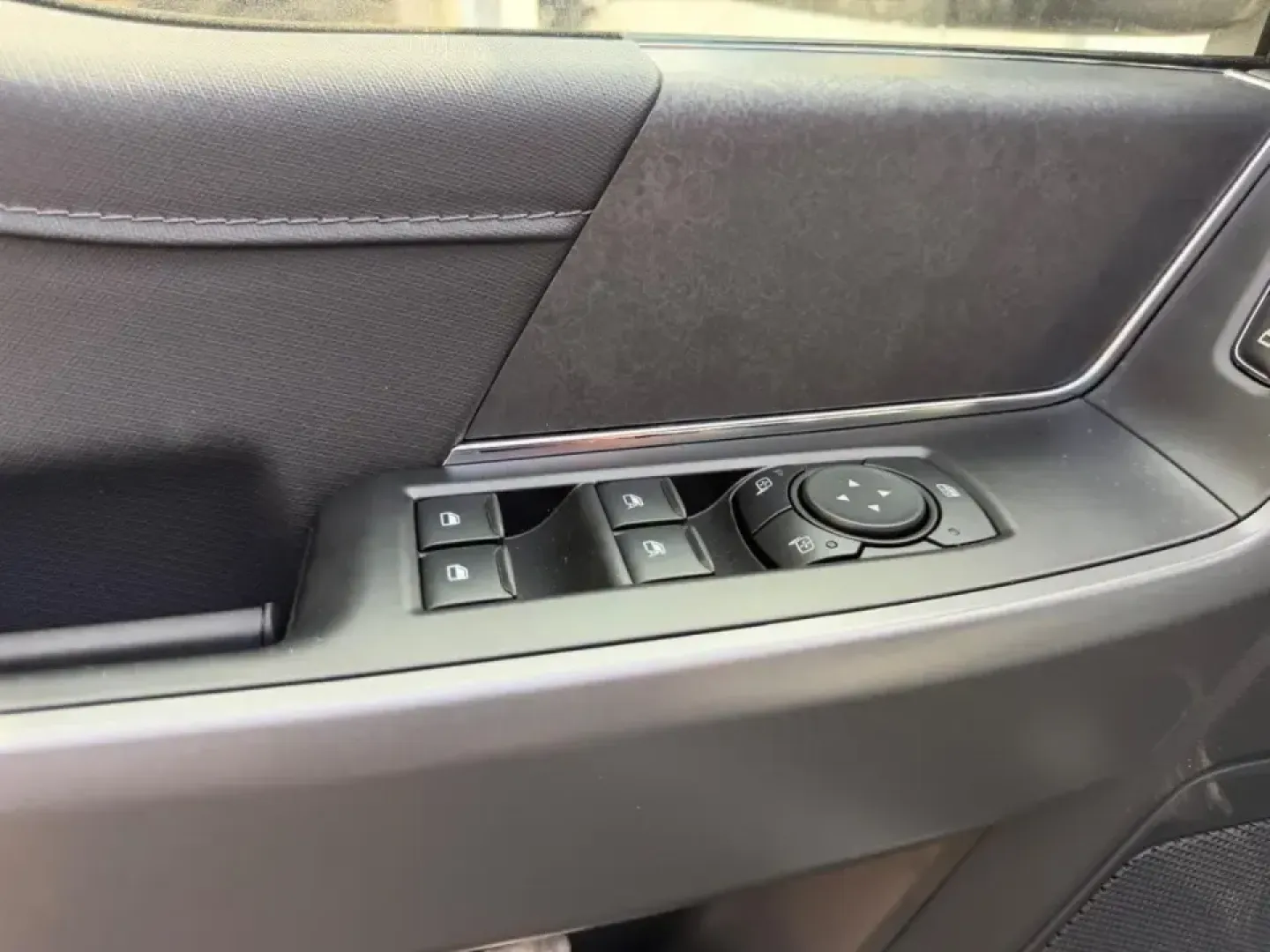 2026 /Black Cloth Ford F-150 XLT (1FTFW3L55TK) with an 5.0L engine, 6A transmission, located at 141 Commercial Dr, Fredericktown, MO, 63645, (573) 783-6432, 37.570087, -90.320648 - Built for Ozark backroads, jobsite demands, and effortless weekend getaways, this 2026 Ford F-150 XLT is the kind of truck that fits real life in Southeast Missouri-whether you're hauling gear to a campsite, towing for a home project, or cruising comfortably on the daily drive. With just 15 miles on - Photo#17