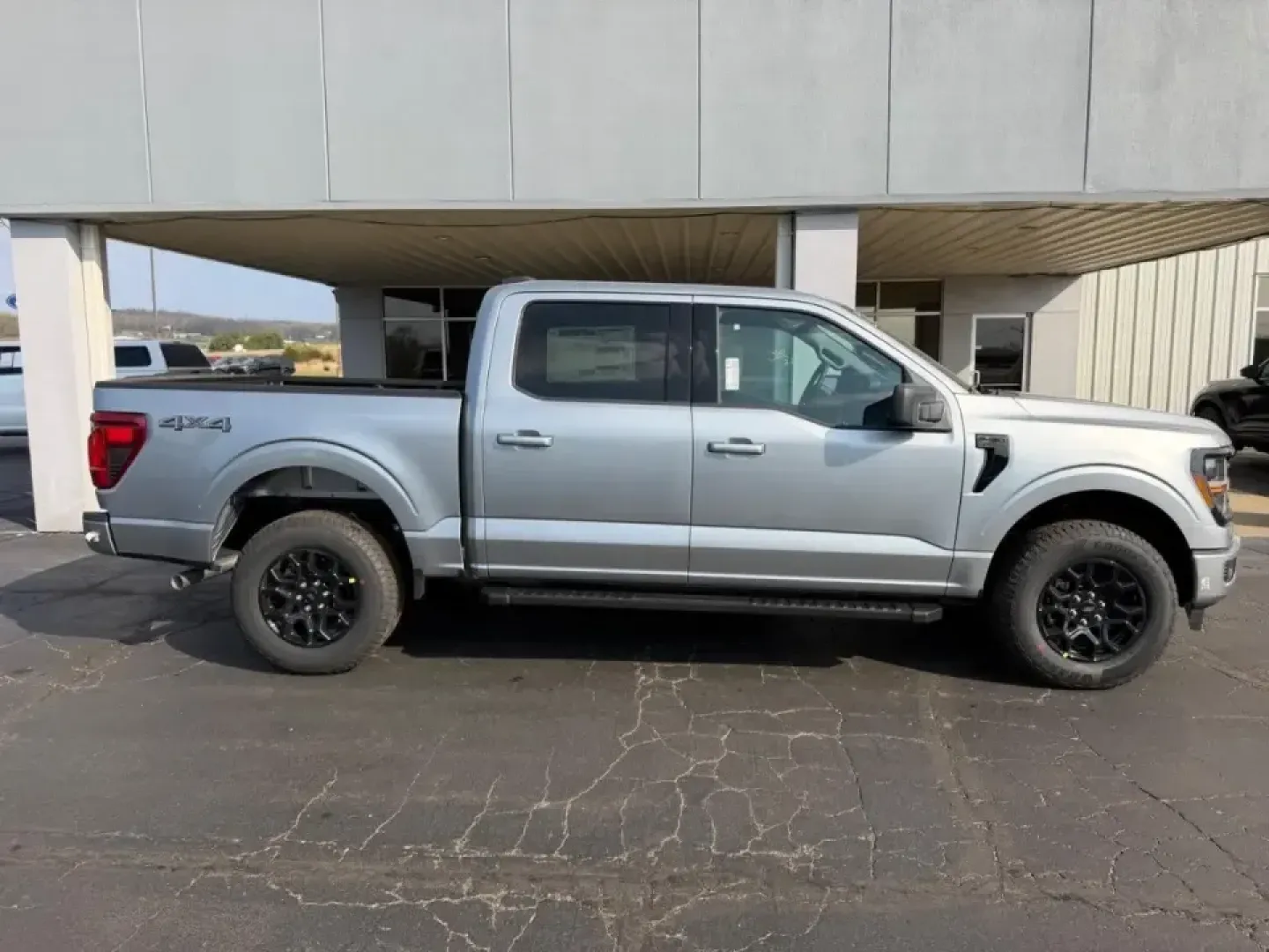 2026 /Black Cloth Ford F-150 XLT (1FTFW3L55TK) with an 5.0L engine, 6A transmission, located at 141 Commercial Dr, Fredericktown, MO, 63645, (573) 783-6432, 37.570087, -90.320648 - Built for Ozark backroads, jobsite demands, and effortless weekend getaways, this 2026 Ford F-150 XLT is the kind of truck that fits real life in Southeast Missouri-whether you're hauling gear to a campsite, towing for a home project, or cruising comfortably on the daily drive. With just 15 miles on - Photo#1