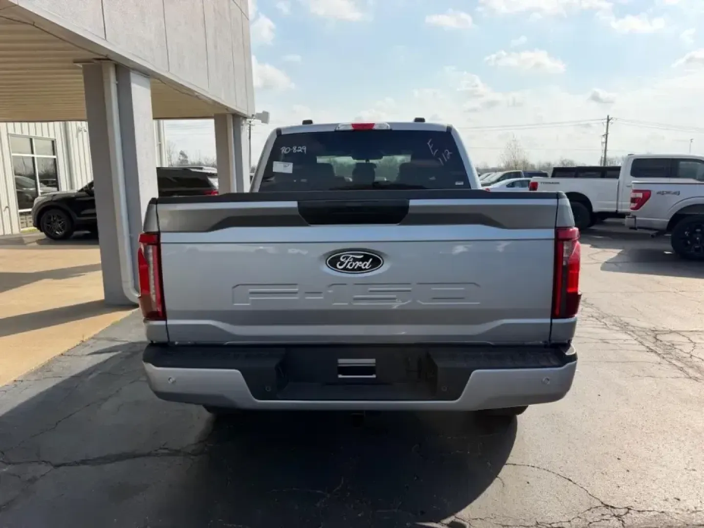 2026 /Black Cloth Ford F-150 XLT (1FTFW3L55TK) with an 5.0L engine, 6A transmission, located at 141 Commercial Dr, Fredericktown, MO, 63645, (573) 783-6432, 37.570087, -90.320648 - Built for Ozark backroads, jobsite demands, and effortless weekend getaways, this 2026 Ford F-150 XLT is the kind of truck that fits real life in Southeast Missouri-whether you're hauling gear to a campsite, towing for a home project, or cruising comfortably on the daily drive. With just 15 miles on - Photo#3