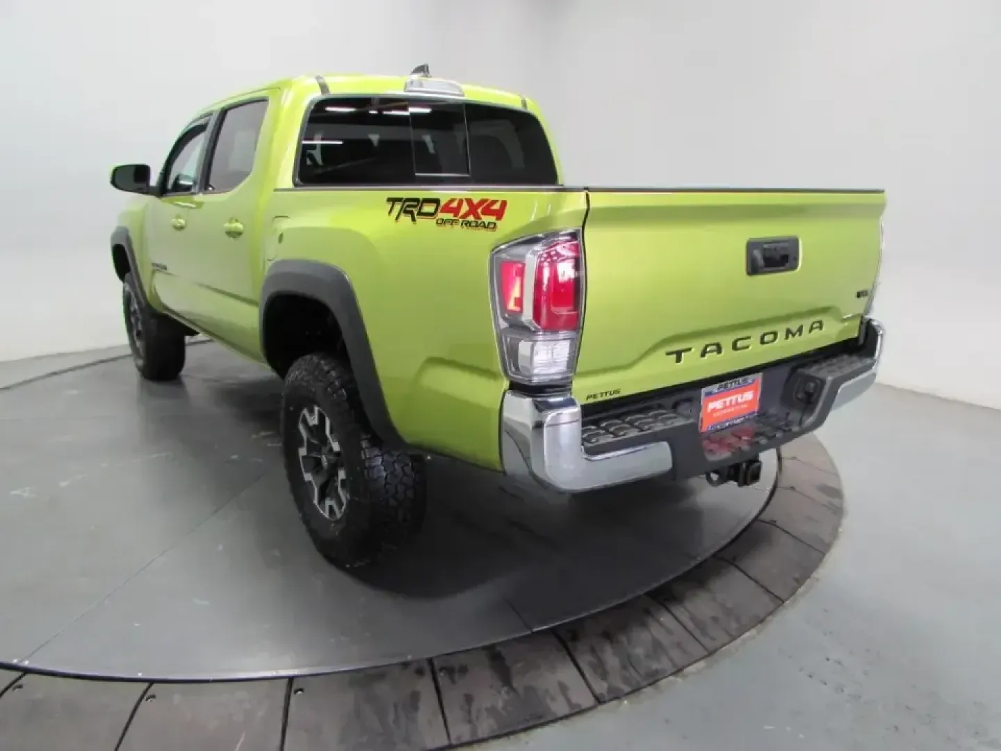 2023 /Black Toyota Tacoma TRD Off-Road V6 (3TYCZ5AN6PT) with an 3.5L V6 DOHC 24V engine, 6A transmission, located at 12830 Highway 21, De Soto, MO, 63020, (636) 337-7777, 38.153099, -90.573624 - Whether you're planning weekend trail runs in the Ozarks, hauling home-improvement supplies, or commuting confidently through changing Missouri weather, the 2023 Toyota Tacoma TRD Off-Road V6 is built for the kind of life that doesn't stay on the pavement. This green Tacoma blends everyday comfort w - Photo#4