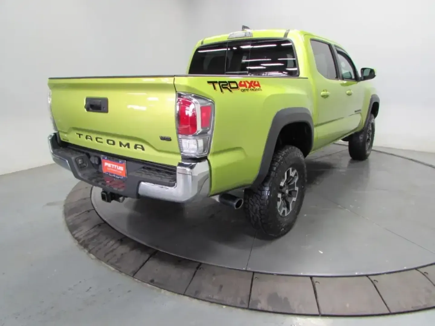2023 /Black Toyota Tacoma TRD Off-Road V6 (3TYCZ5AN6PT) with an 3.5L V6 DOHC 24V engine, 6A transmission, located at 12830 Highway 21, De Soto, MO, 63020, (636) 337-7777, 38.153099, -90.573624 - Whether you're planning weekend trail runs in the Ozarks, hauling home-improvement supplies, or commuting confidently through changing Missouri weather, the 2023 Toyota Tacoma TRD Off-Road V6 is built for the kind of life that doesn't stay on the pavement. This green Tacoma blends everyday comfort w - Photo#6