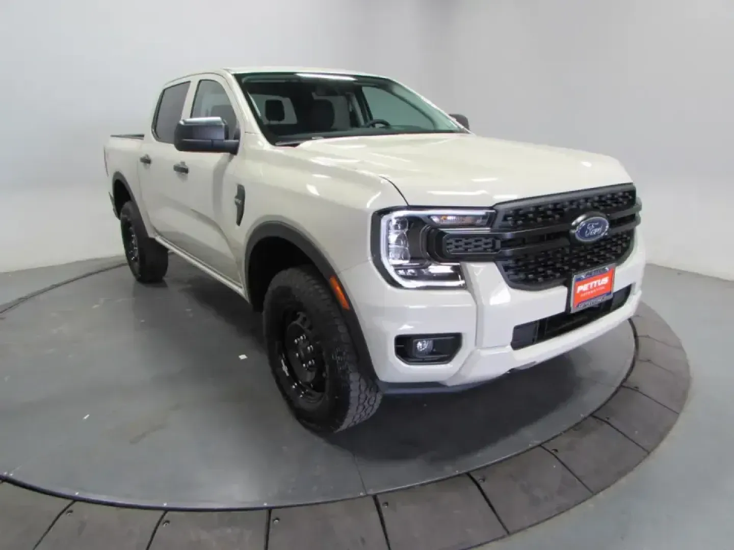 2026 /Ebony Ford Ranger XL (1FTER4PH6TL) with an 2.3L EcoBoost engine, Automatic transmission, located at 12836 Highway 21, De Soto, MO, 63020, (636) 337-7777, 38.151867, -90.575615 - Built for busy workweeks in De Soto and spontaneous weekend escapes to the Ozarks, this **2026 Ford Ranger XL 4WD** is the kind of midsize truck that fits real life-whether you're hauling supplies, commuting down **MO-21**, or loading up for a river day near the **Big River**. With just **5 miles** - Photo#0