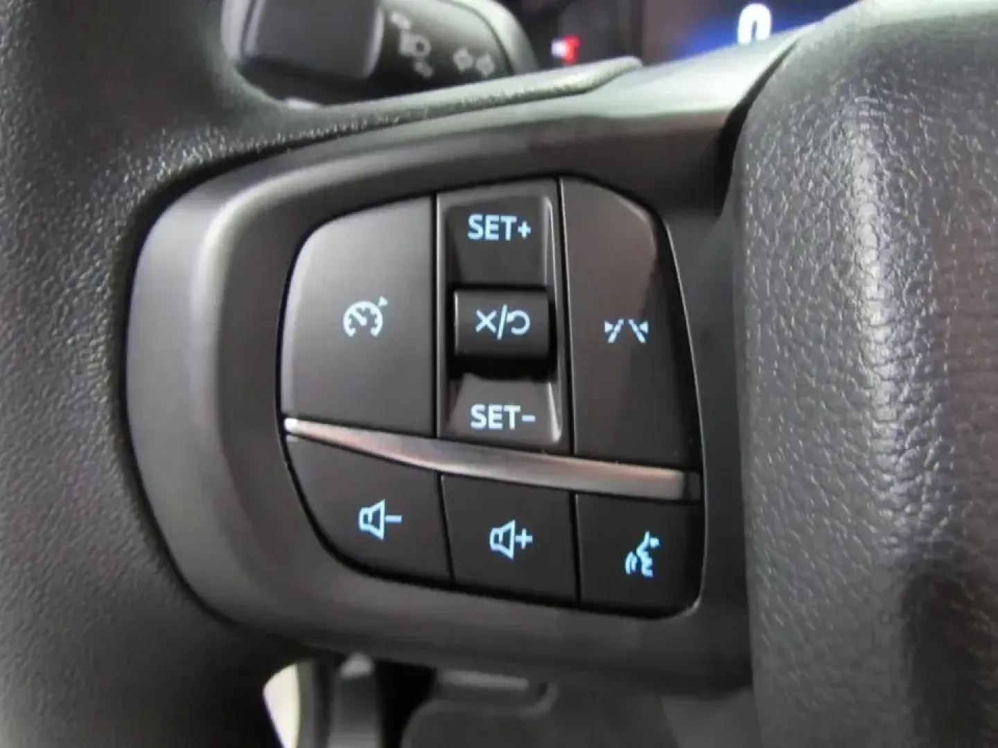 2026 /Ebony Ford Ranger XL (1FTER4PH6TL) with an 2.3L EcoBoost engine, Automatic transmission, located at 12836 Highway 21, De Soto, MO, 63020, (636) 337-7777, 38.151867, -90.575615 - Built for busy workweeks in De Soto and spontaneous weekend escapes to the Ozarks, this **2026 Ford Ranger XL 4WD** is the kind of midsize truck that fits real life-whether you're hauling supplies, commuting down **MO-21**, or loading up for a river day near the **Big River**. With just **5 miles** - Photo#22