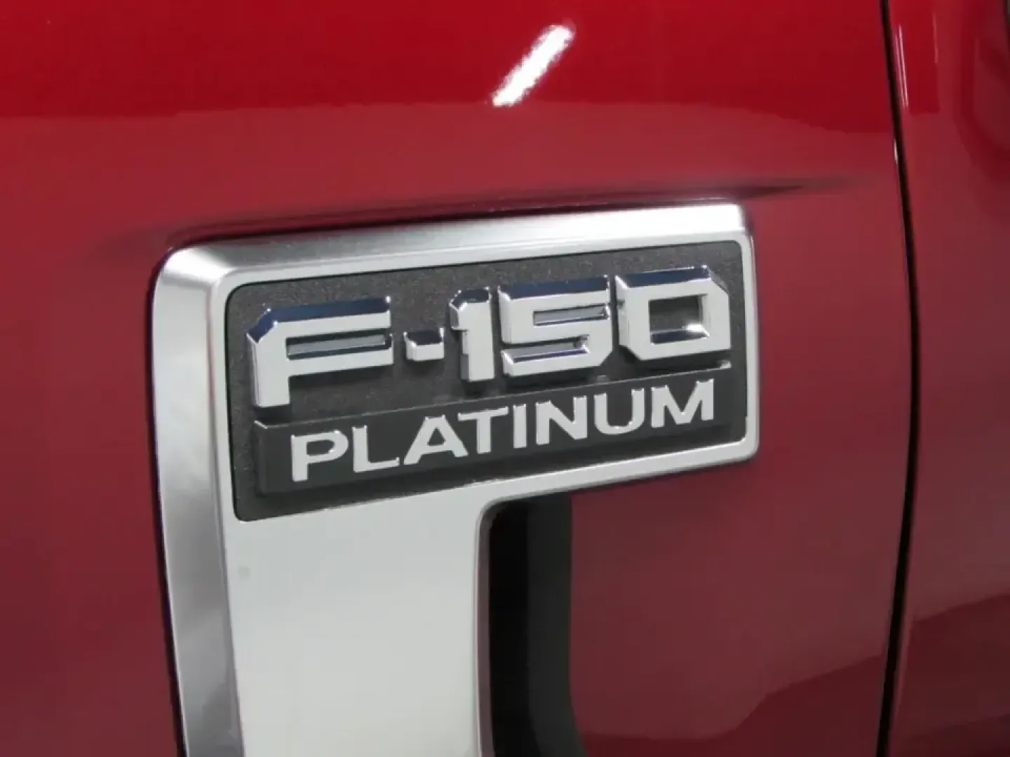 2026 Ford F-150 Platinum (1FTFW7LD0TF) with an 3.5L V6 engine, 6A transmission, located at 12836 Highway 21, De Soto, MO, 63020, (636) 337-7777, 38.151867, -90.575615 - Whether your weekends revolve around towing a boat to nearby lakes, hauling gear for home projects, or packing up the crew for a road trip down I55, this 2026 Ford F150 Platinum Hybrid is built for a lifestyle that doesn't slow down. With just **5 miles** on the odometer, it offers the confidence of - Photo#33