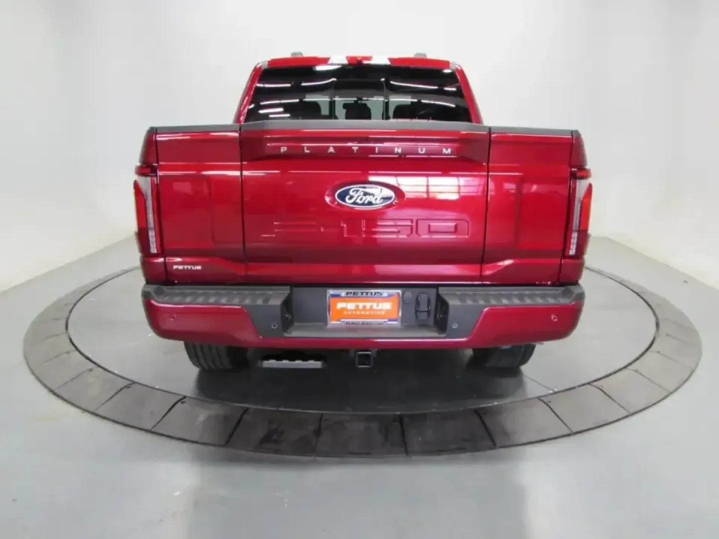 2026 Ford F-150 Platinum (1FTFW7LD0TF) with an 3.5L V6 engine, 6A transmission, located at 12836 Highway 21, De Soto, MO, 63020, (636) 337-7777, 38.151867, -90.575615 - Whether your weekends revolve around towing a boat to nearby lakes, hauling gear for home projects, or packing up the crew for a road trip down I55, this 2026 Ford F150 Platinum Hybrid is built for a lifestyle that doesn't slow down. With just **5 miles** on the odometer, it offers the confidence of - Photo#5