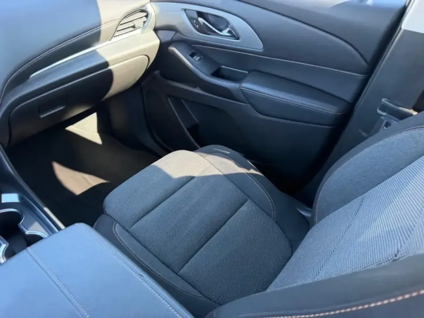 2021 /Jet Black Cloth Chevrolet Traverse LT 1LT (1GNEVGKW1MJ) with an 3.6L V6 / SIDI / VVT engine, Automatic transmission, located at 970 Woodlawn Dr., Farmington, MO, 63640, (573) 431-7800, 37.825642, -90.468674 - Pack up the kids, load the cooler, and point the nose toward weekend fun-this 2021 Chevrolet Traverse LT 1LT is built for real-life family logistics and road-trip comfort, with the confidence of All Wheel Drive for Missouri weather and those last-minute getaways. If you've been searching for a spaci - Photo#19