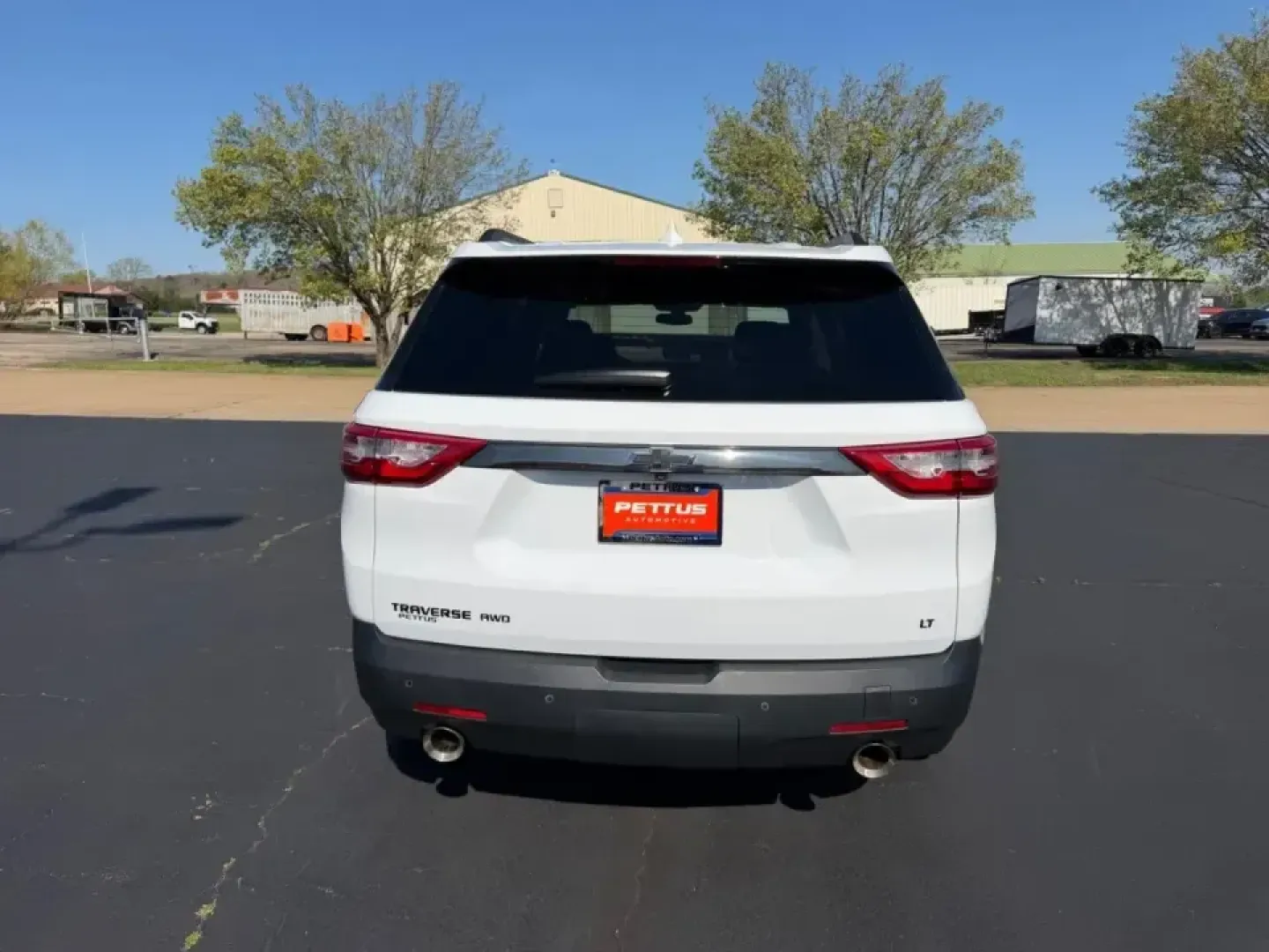 2021 /Jet Black Cloth Chevrolet Traverse LT 1LT (1GNEVGKW1MJ) with an 3.6L V6 / SIDI / VVT engine, Automatic transmission, located at 970 Woodlawn Dr., Farmington, MO, 63640, (573) 431-7800, 37.825642, -90.468674 - Pack up the kids, load the cooler, and point the nose toward weekend fun-this 2021 Chevrolet Traverse LT 1LT is built for real-life family logistics and road-trip comfort, with the confidence of All Wheel Drive for Missouri weather and those last-minute getaways. If you've been searching for a spaci - Photo#3