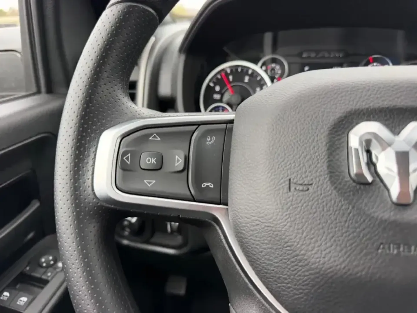 2026 /Diesel Gray/Black Cloth Ram 3500 Tradesman (3C63RRGL2TG) with an Straight 6 Turbocharged Diesel engine, 6A transmission, located at 970 Woodlawn Dr., Farmington, MO, 63640, (573) 431-7800, 37.825642, -90.468674 - Built for the kind of life that doesn't stop when the pavement ends, this 2026 Ram 3500 Tradesman is the work-and-weekend truck for Farmington drivers who haul, tow, and travel with confidence-whether you're heading out before sunrise for the jobsite, loading up for a family road trip, or pulling a - Photo#11