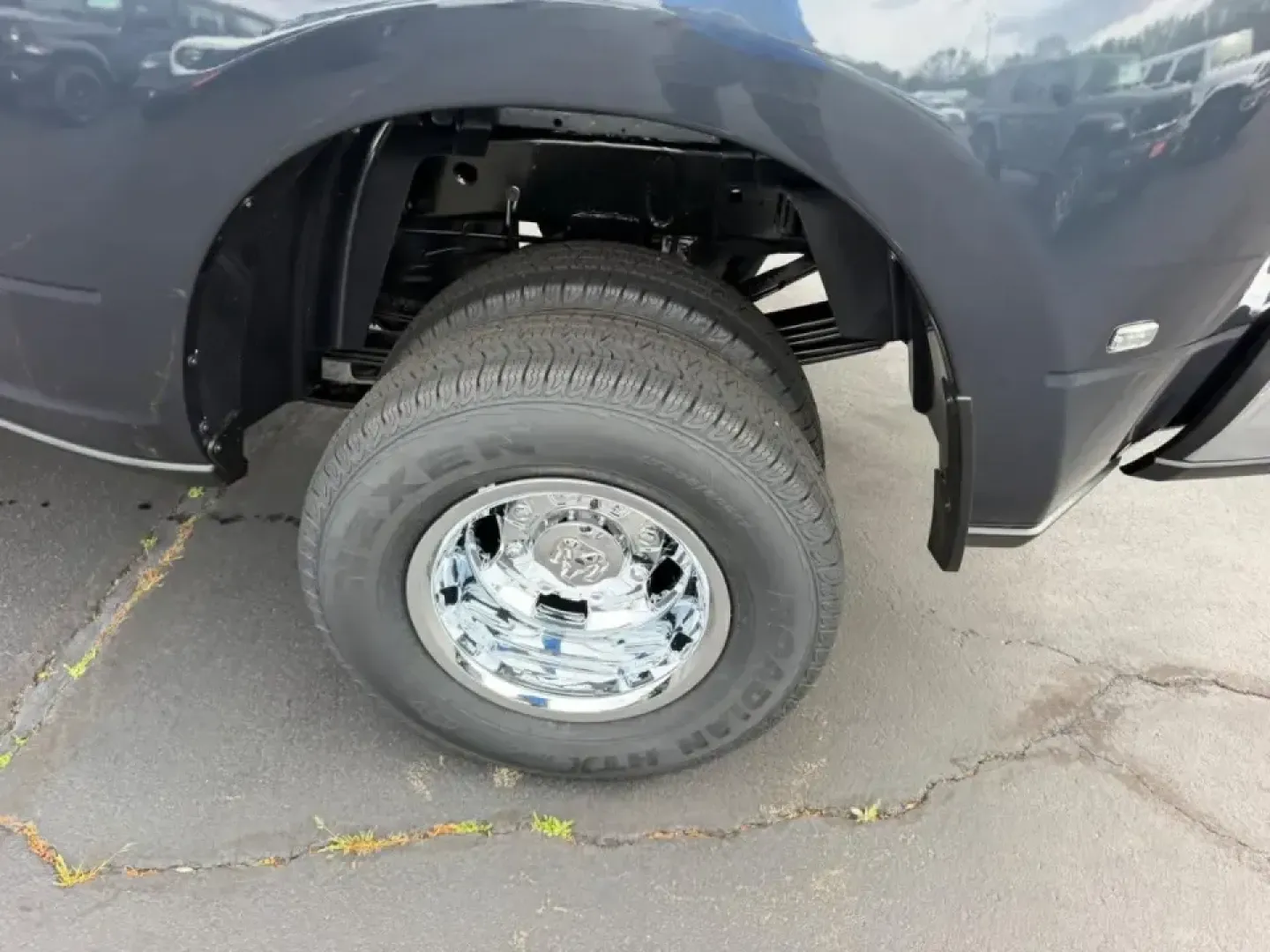 2026 /Diesel Gray/Black Cloth Ram 3500 Tradesman (3C63RRGL2TG) with an Straight 6 Turbocharged Diesel engine, 6A transmission, located at 970 Woodlawn Dr., Farmington, MO, 63640, (573) 431-7800, 37.825642, -90.468674 - Built for the kind of life that doesn't stop when the pavement ends, this 2026 Ram 3500 Tradesman is the work-and-weekend truck for Farmington drivers who haul, tow, and travel with confidence-whether you're heading out before sunrise for the jobsite, loading up for a family road trip, or pulling a - Photo#5