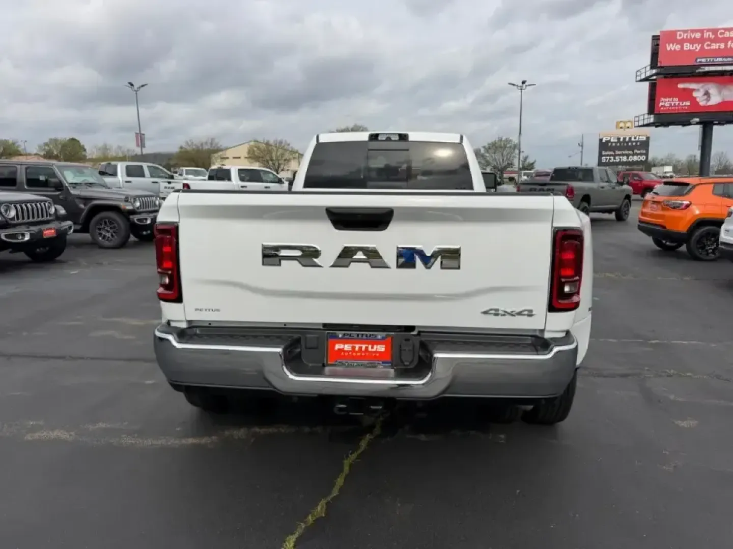 2026 /Diesel Gray/Black Cloth Ram 3500 Tradesman (3C63RRGL4TG) with an Straight 6 Turbocharged Diesel engine, 6A transmission, located at 970 Woodlawn Dr., Farmington, MO, 63640, (573) 431-7800, 37.825642, -90.468674 - Built for the kind of life where the workday doesn't end at 5 and the weekend starts with a trailer hitch, this 2026 Ram 3500 Tradesman is the heavy-duty partner for hauling, towing, and getting confidently through Missouri backroads year-round. Whether you're a contractor heading out before sunrise - Photo#3