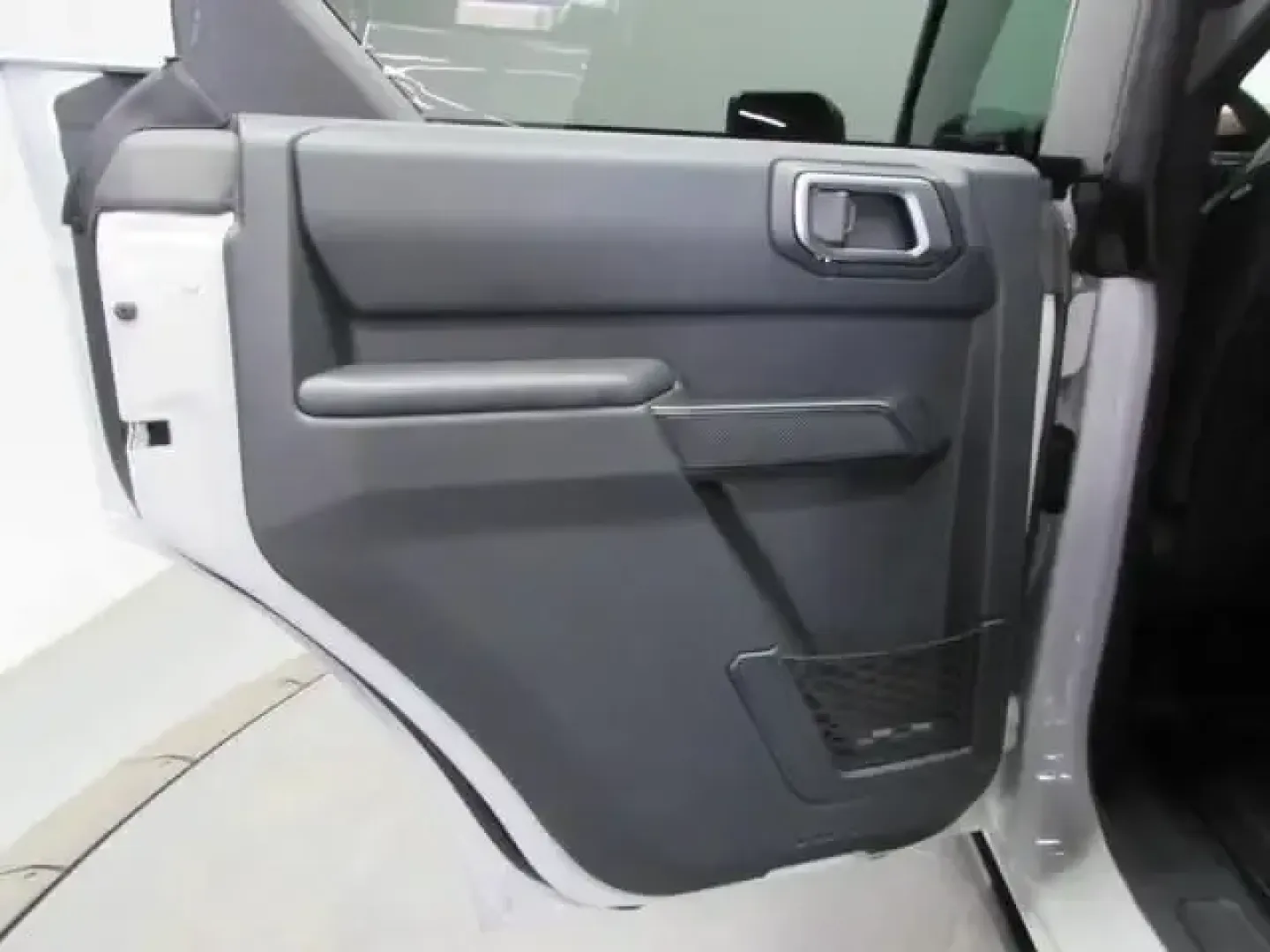 2026 Ford Bronco Big Bend (1FMEE7BH4TL) with an 2.3L EcoBoost I-4 engine, located at 12836 Highway 21, De Soto, MO, 63020, (636) 337-7777, 38.151867, -90.575615 - Weekend trail runs, river floats, and spontaneous road trips out past De Soto all feel better when your SUV is ready for the plan-and the backup plan. If your ideal lifestyle mixes daily driving with dirt-road detours, this **2026 Ford Bronco Big Bend** is built for it. With just **5 miles** on the - Photo#13