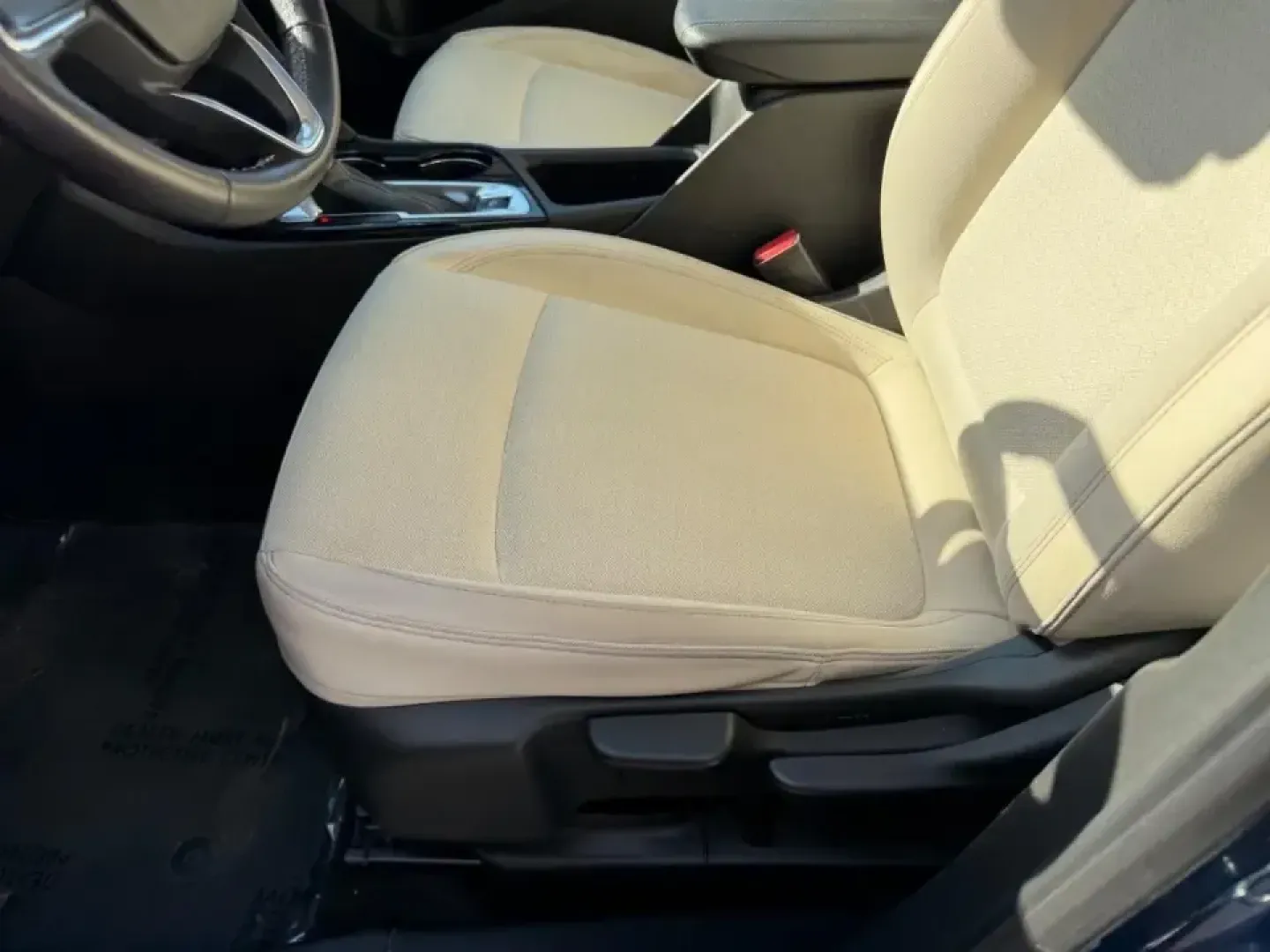 2020 /Whisper Beige with Ebony interior accents Cloth Buick Encore GX Preferred (KL4MMCSL6LB) with an ECOTEC 1.3L Turbo engine, Automatic transmission, located at 141 Commercial Dr, Fredericktown, MO, 63645, (573) 783-6432, 37.570087, -90.320648 - Whether you're juggling school drop-offs, commuting down US-67, or planning a weekend escape to Johnson's Shut-Ins, this 2020 Buick Encore GX Preferred is the kind of compact SUV that fits real-life Fredericktown, MO driving. With confident All Wheel Drive, a fuel-sipping 1.3L turbocharged engine, a - Photo#19