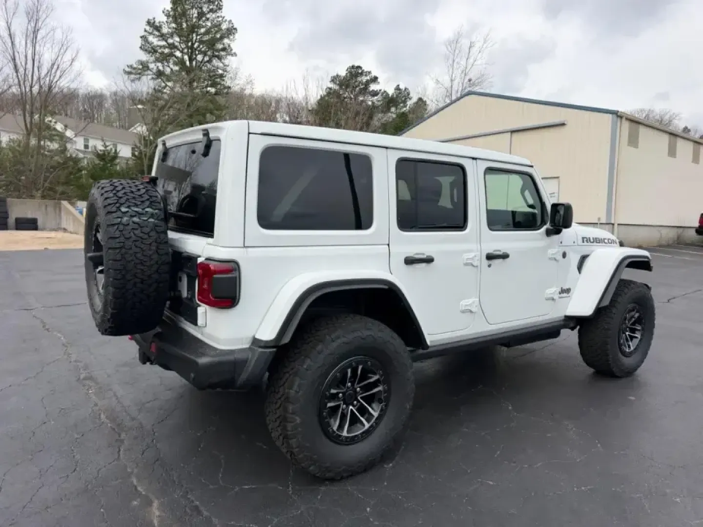 2026 /Black Leather Jeep Wrangler Rubicon X (1C4RJXFG4TW) with an 3.6L V6 engine, 6M transmission, located at 970 Woodlawn Dr., Farmington, MO, 63640, (573) 431-7800, 37.825642, -90.468674 - If your weekends revolve around trail days, river runs, and spontaneous road trips-and your weekdays still demand a comfortable, confidence-inspiring commuter-this 2026 Jeep Wrangler Rubicon is built for the lifestyle. With just 25 miles, it feels fresh off the factory line, ready to tackle Missouri - Photo#2
