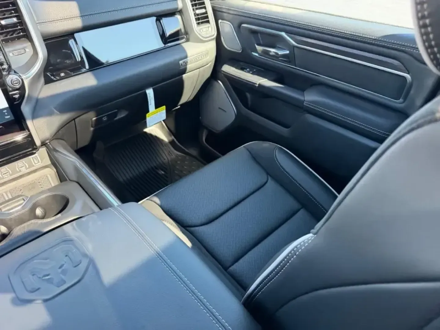 2026 /Black Leather Ram 1500 Laramie (1C6SRFJT0TN) with an 5.7L engine, Automatic transmission, located at 970 Woodlawn Dr., Farmington, MO, 63640, (573) 431-7800, 37.825642, -90.468674 - Whether your weekends revolve around pulling a boat toward St. Joe State Park, hauling supplies for a home project, or cruising comfortably between Farmington and St. Louis on Highway 67, this truck is built for real-life Missouri driving. The 2026 Ram 1500 Laramie in bold Forged Red delivers the ki - Photo#19