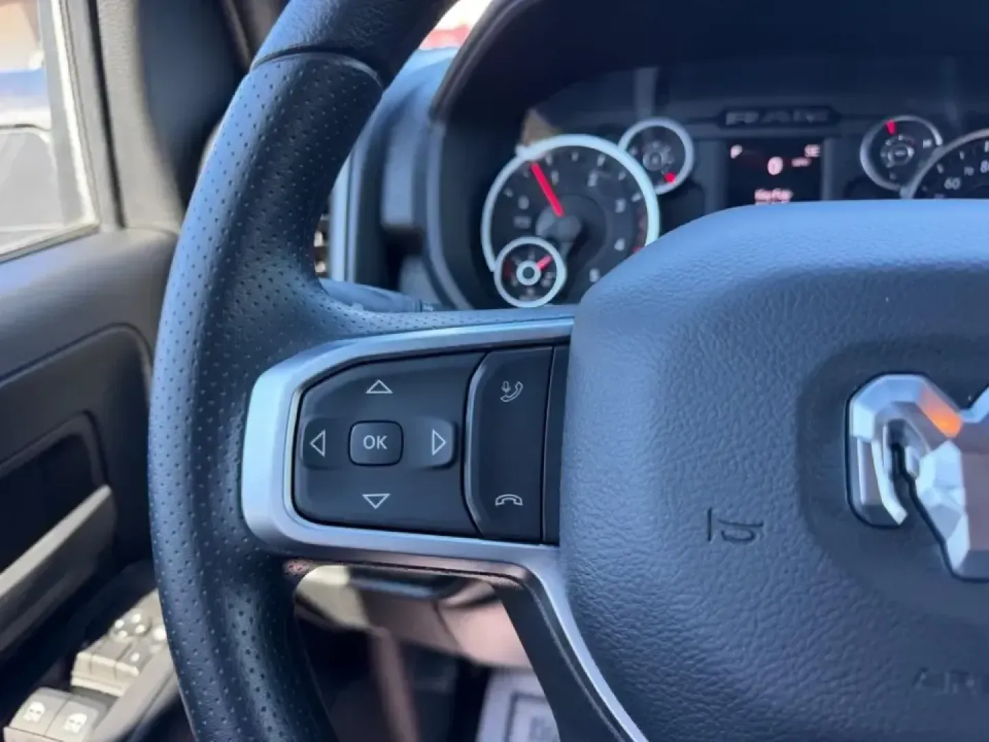 2026 /Diesel Gray/Black Vinyl Ram 5500HD Tradesman (3C7WRNFL1TG) with an Straight 6 Turbocharged Diesel engine, located at 970 Woodlawn Dr., Farmington, MO, 63640, (573) 431-7800, 37.825642, -90.468674 - Built for the kind of workday that starts before sunrise and ends after the last job is wrapped up, this 2026 Ram 5500 Chassis Cab Tradesman is the no-nonsense foundation for a serious business truck-whether you're outfitting a flatbed for hauling equipment, setting up a service body for mobile repa - Photo#10