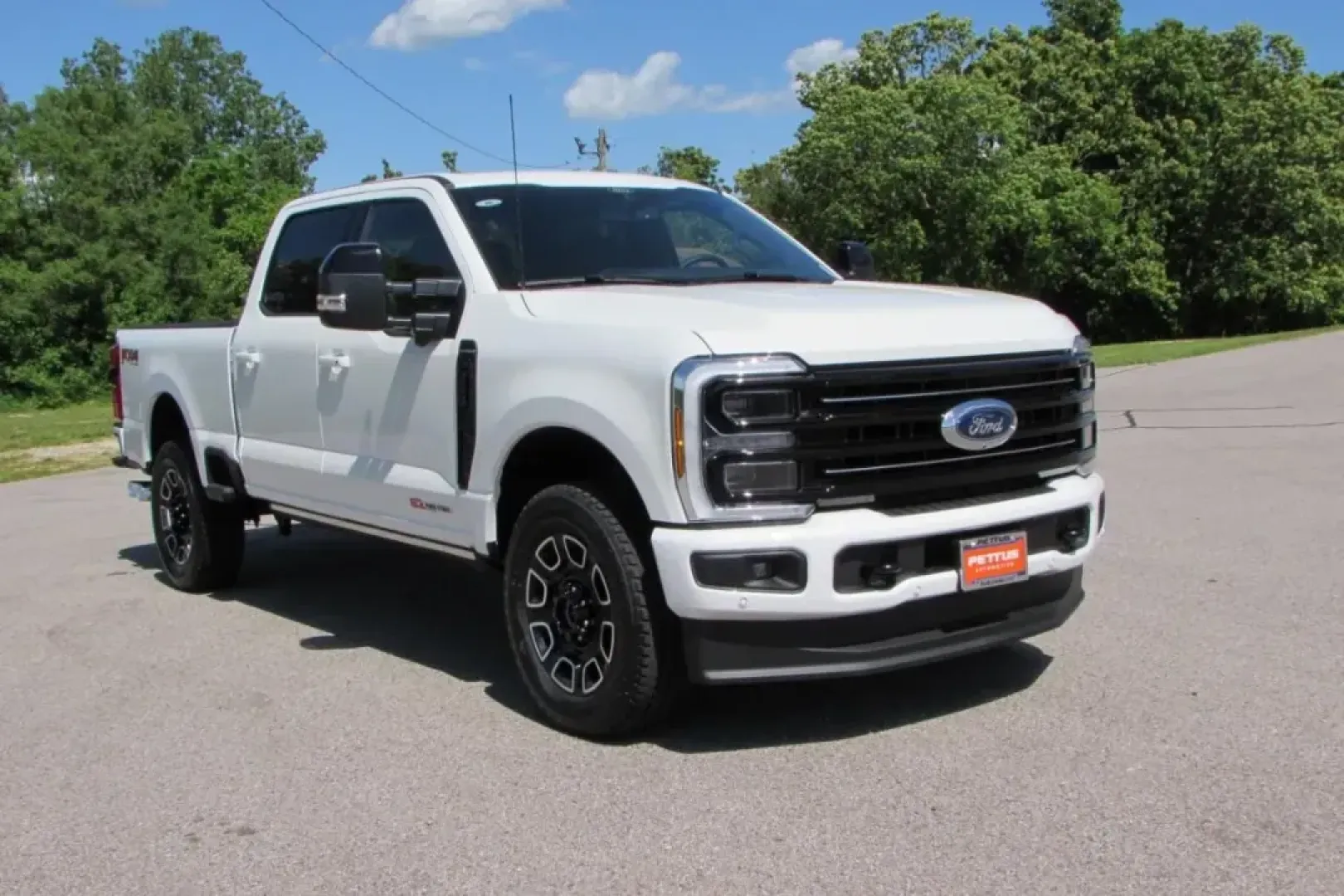 2025 /Black Onyx Leather Ford F-250SD Platinum (1FT8W2BM9SE) with an 6.7L Turbocharged engine, located at 12836 Highway 21, De Soto, MO, 63020, (636) 337-7777, 38.151867, -90.575615 - **Unleash Your Adventures with the 2025 Ford F-250SD Platinum at Pettus Ford De Soto!**<br /> <br /> Are you ready to elevate your lifestyle with a rugged yet refined truck? The **2025 Ford F-250SD Platinum** is built not just for work but for play as well, making it an exceptional choice for those - Photo#0