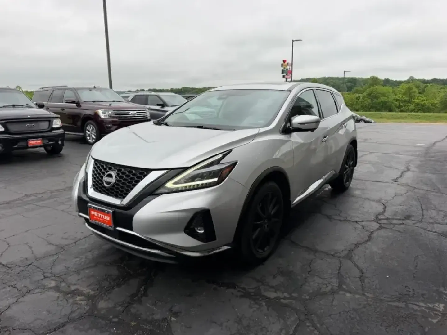 2023 /Graphite Leather Nissan Murano SL (5N1AZ2CS8PC) with an 3.5L DOHC 24-Valve V6 engine, Automatic transmission, located at 141 Commercial Dr, Fredericktown, MO, 63645, (573) 783-6432, 37.570087, -90.320648 - Whether your week is filled with long commutes down US-67, school drop-offs, or weekend escapes to St. Francois State Park, this 2023 Nissan Murano SL AWD is the kind of SUV that fits real-life Missouri driving. It blends confident all-weather traction, a smooth V6, and everyday comfort-making it a - Photo#8