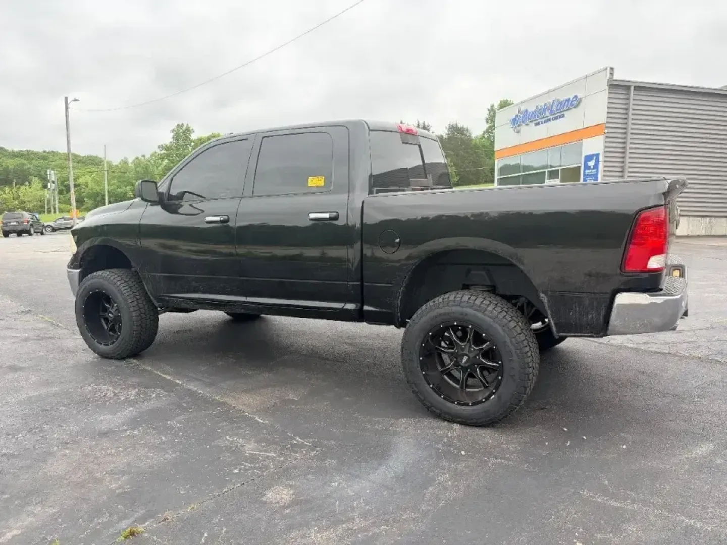 2016 /Diesel Gray/Black Ram 1500 Big Horn (3C6RR7LT6GG) with an 5.7L V8 OHV 16V engine, 6A transmission, located at 12830 Highway 21, De Soto, MO, 63020, (636) 337-7777, 38.153099, -90.573624 - Need a truck that can handle weekday commutes through Jefferson County and still be ready for weekend projects, lake runs, and backroad exploring? This 2016 Ram 1500 Big Horn 4x4 is built for the De Soto lifestyle-strong V8 power for towing and hauling, a comfortable crew cab for friends or family, - Photo#1