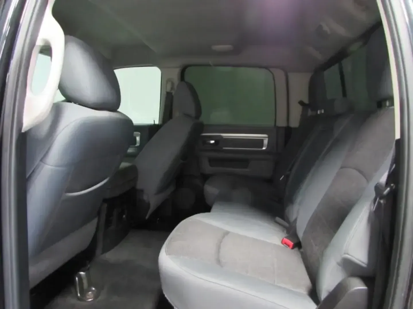 2016 /Diesel Gray/Black Ram 1500 Big Horn (3C6RR7LT6GG) with an 5.7L V8 OHV 16V engine, 6A transmission, located at 12830 Highway 21, De Soto, MO, 63020, (636) 337-7777, 38.153099, -90.573624 - Need a truck that can handle weekday commutes through Jefferson County and still be ready for weekend projects, lake runs, and backroad exploring? This 2016 Ram 1500 Big Horn 4x4 is built for the De Soto lifestyle-strong V8 power for towing and hauling, a comfortable crew cab for friends or family, - Photo#14