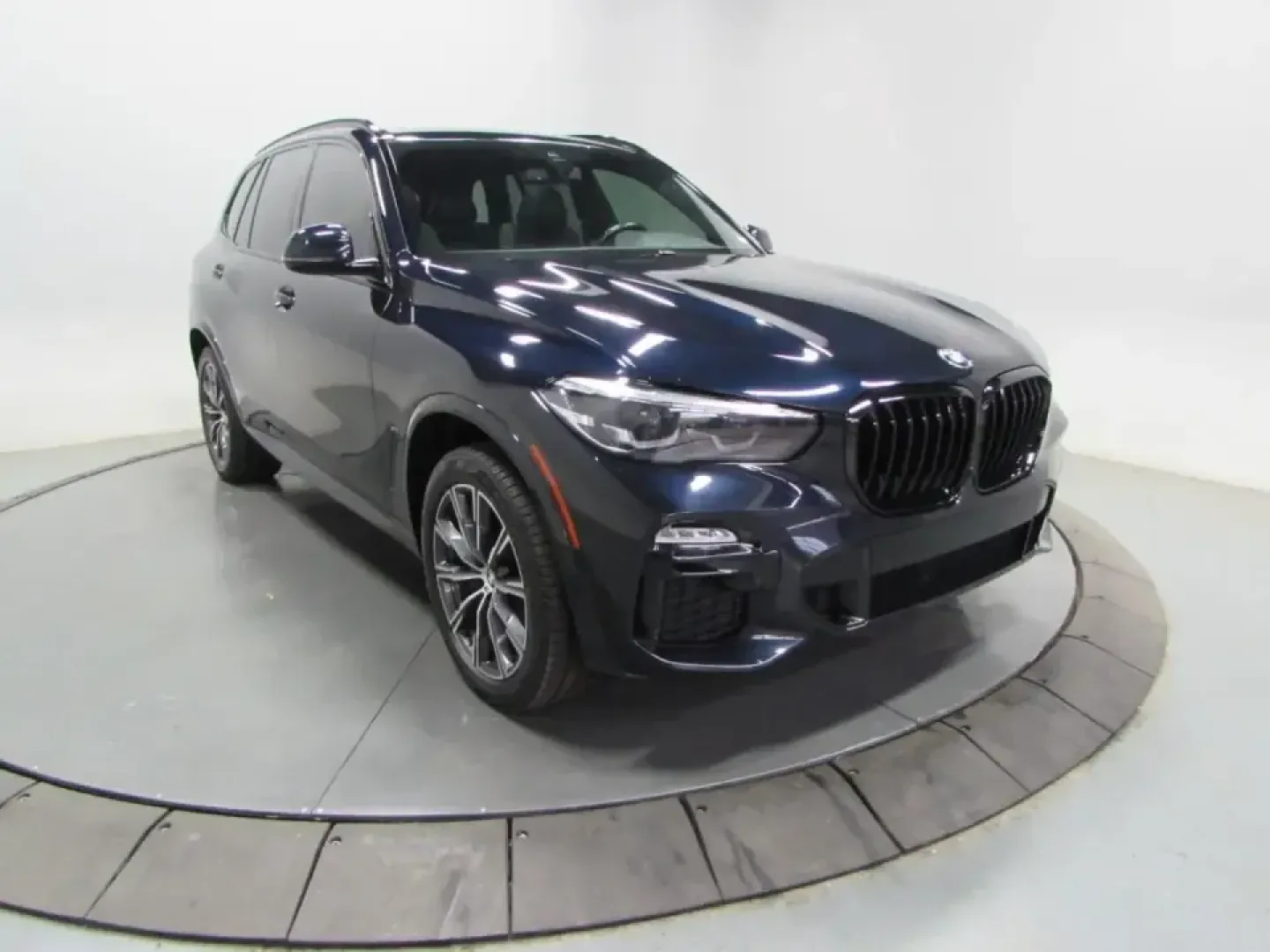 2021 /Black BMW X5 xDrive40i (5UXCR6C01M9) with an 3.0L L6 DOHC 24V engine, Automatic transmission, located at 12830 Highway 21, De Soto, MO, 63020, (636) 337-7777, 38.153099, -90.573624 - For families juggling school drop-offs, busy commutes, and weekend getaways to the Ozarks, a premium SUV that feels confident in every season can change the whole routine. This **2021 BMW X5 xDrive40i** delivers the kind of smooth power, refined comfort, and all-weather capability that makes daily l - Photo#0