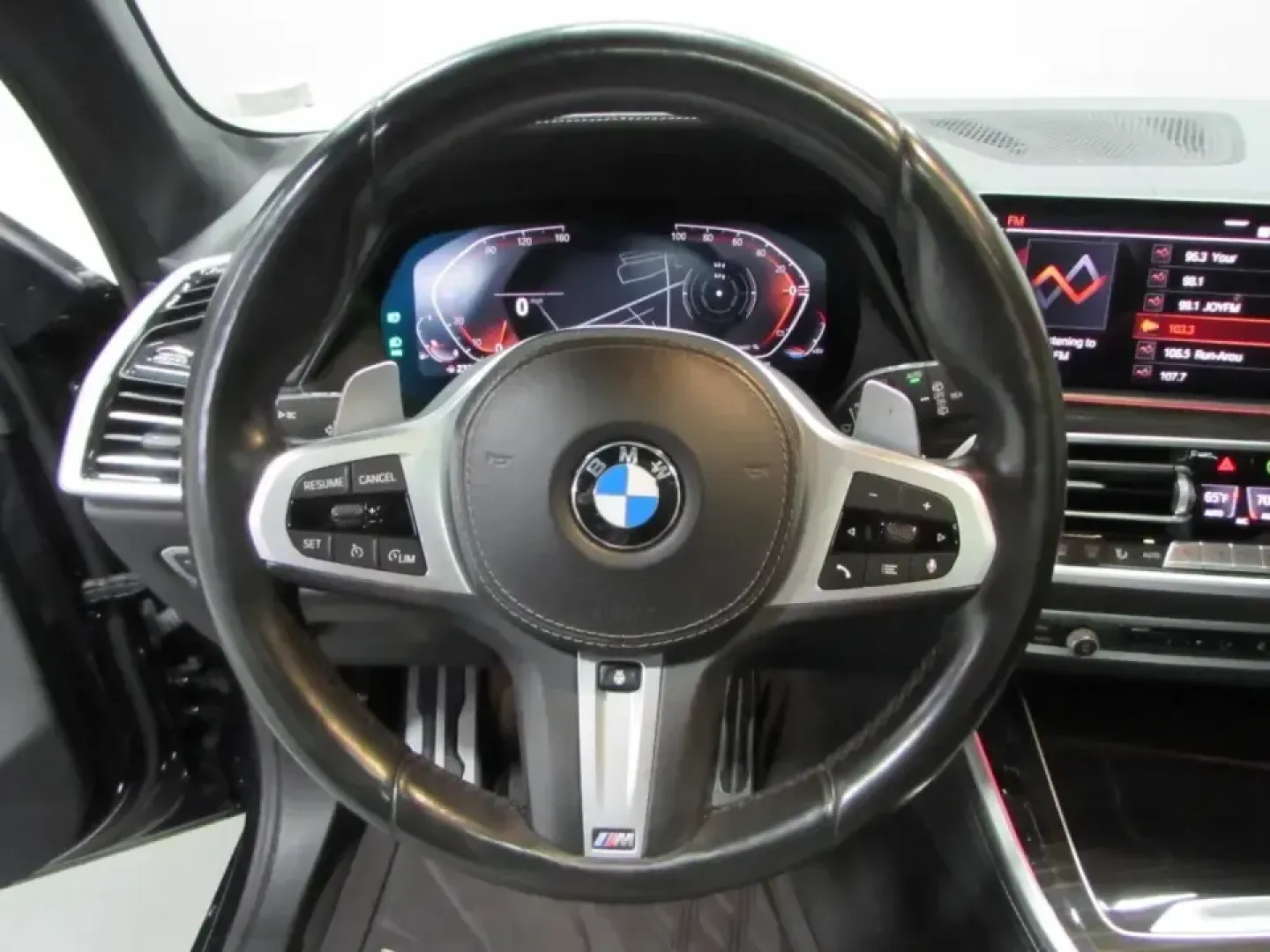 2021 /Black BMW X5 xDrive40i (5UXCR6C01M9) with an 3.0L L6 DOHC 24V engine, Automatic transmission, located at 12830 Highway 21, De Soto, MO, 63020, (636) 337-7777, 38.153099, -90.573624 - For families juggling school drop-offs, busy commutes, and weekend getaways to the Ozarks, a premium SUV that feels confident in every season can change the whole routine. This **2021 BMW X5 xDrive40i** delivers the kind of smooth power, refined comfort, and all-weather capability that makes daily l - Photo#23