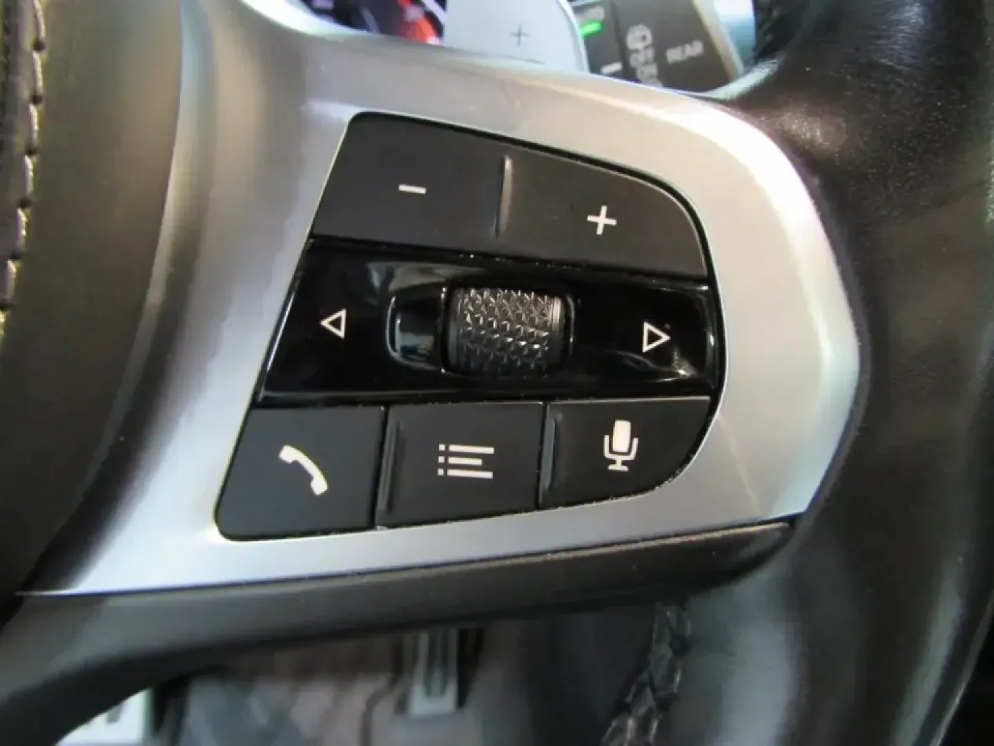 2021 /Black BMW X5 xDrive40i (5UXCR6C01M9) with an 3.0L L6 DOHC 24V engine, Automatic transmission, located at 12830 Highway 21, De Soto, MO, 63020, (636) 337-7777, 38.153099, -90.573624 - For families juggling school drop-offs, busy commutes, and weekend getaways to the Ozarks, a premium SUV that feels confident in every season can change the whole routine. This **2021 BMW X5 xDrive40i** delivers the kind of smooth power, refined comfort, and all-weather capability that makes daily l - Photo#25