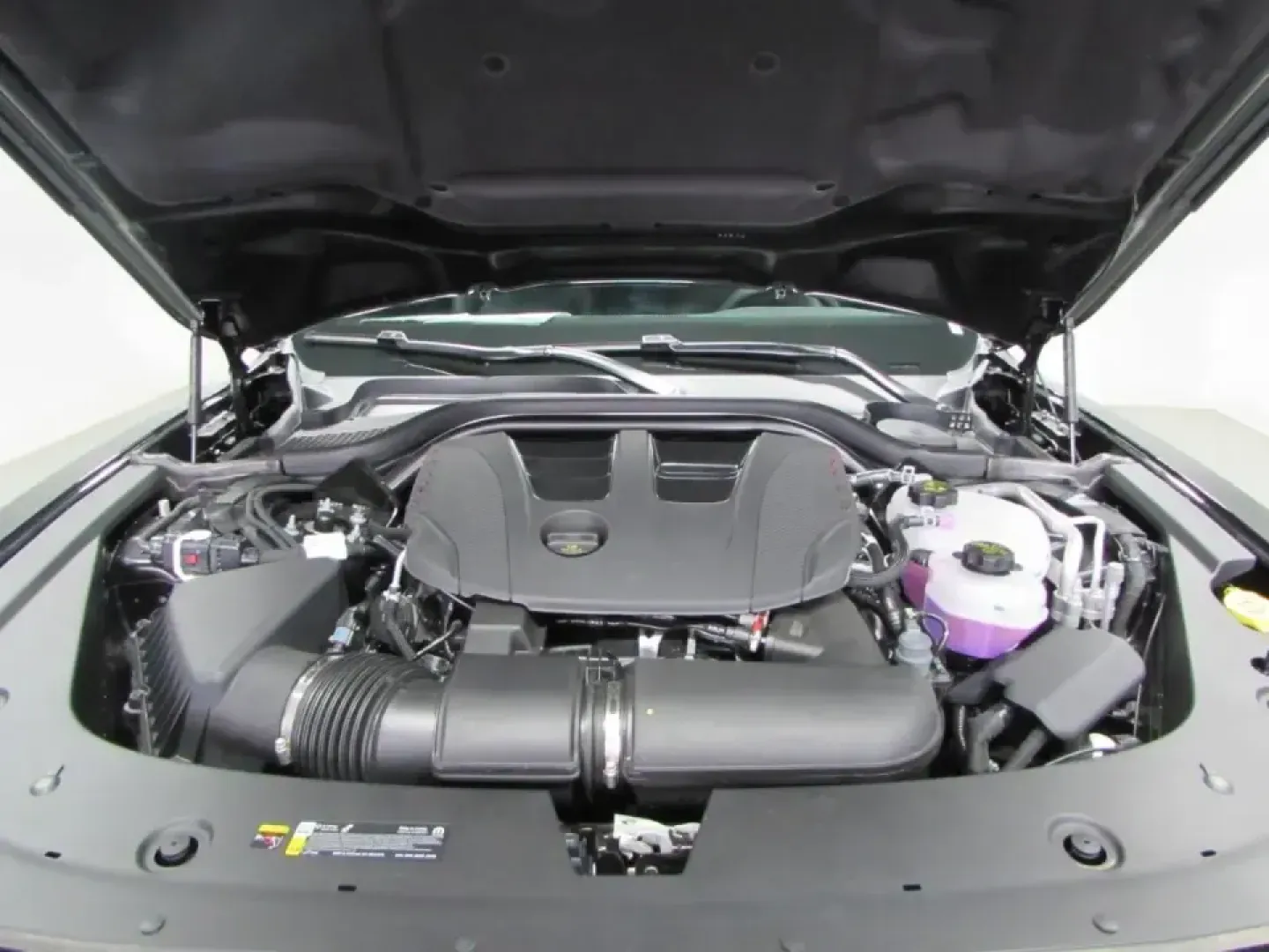 2026 /Black Dodge Charger R/T Scat Pack (2C3CDAMP4TR) with an 3.0L V6 DOHC 24V engine, Automatic transmission, located at 12830 Highway 21, De Soto, MO, 63020, (636) 337-7777, 38.153099, -90.573624 - Weekend road trips down Highway 21, date nights in downtown De Soto, or a daily commute that deserves more than just transportation-this 2026 Dodge Charger R/T Scat Pack is built for drivers who want muscle-car attitude with all-weather confidence. With only 100 miles, this Diam Black coupe feels pr - Photo#9