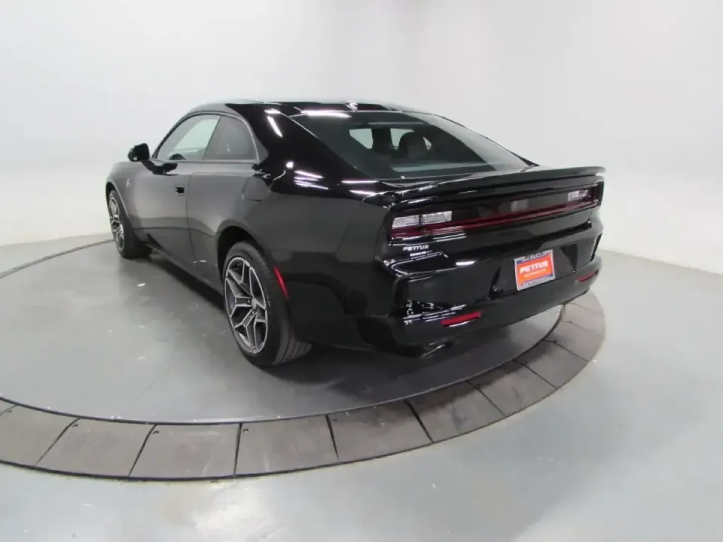 2026 /Black Dodge Charger R/T Scat Pack (2C3CDAMP4TR) with an 3.0L V6 DOHC 24V engine, Automatic transmission, located at 12830 Highway 21, De Soto, MO, 63020, (636) 337-7777, 38.153099, -90.573624 - Weekend road trips down Highway 21, date nights in downtown De Soto, or a daily commute that deserves more than just transportation-this 2026 Dodge Charger R/T Scat Pack is built for drivers who want muscle-car attitude with all-weather confidence. With only 100 miles, this Diam Black coupe feels pr - Photo#4