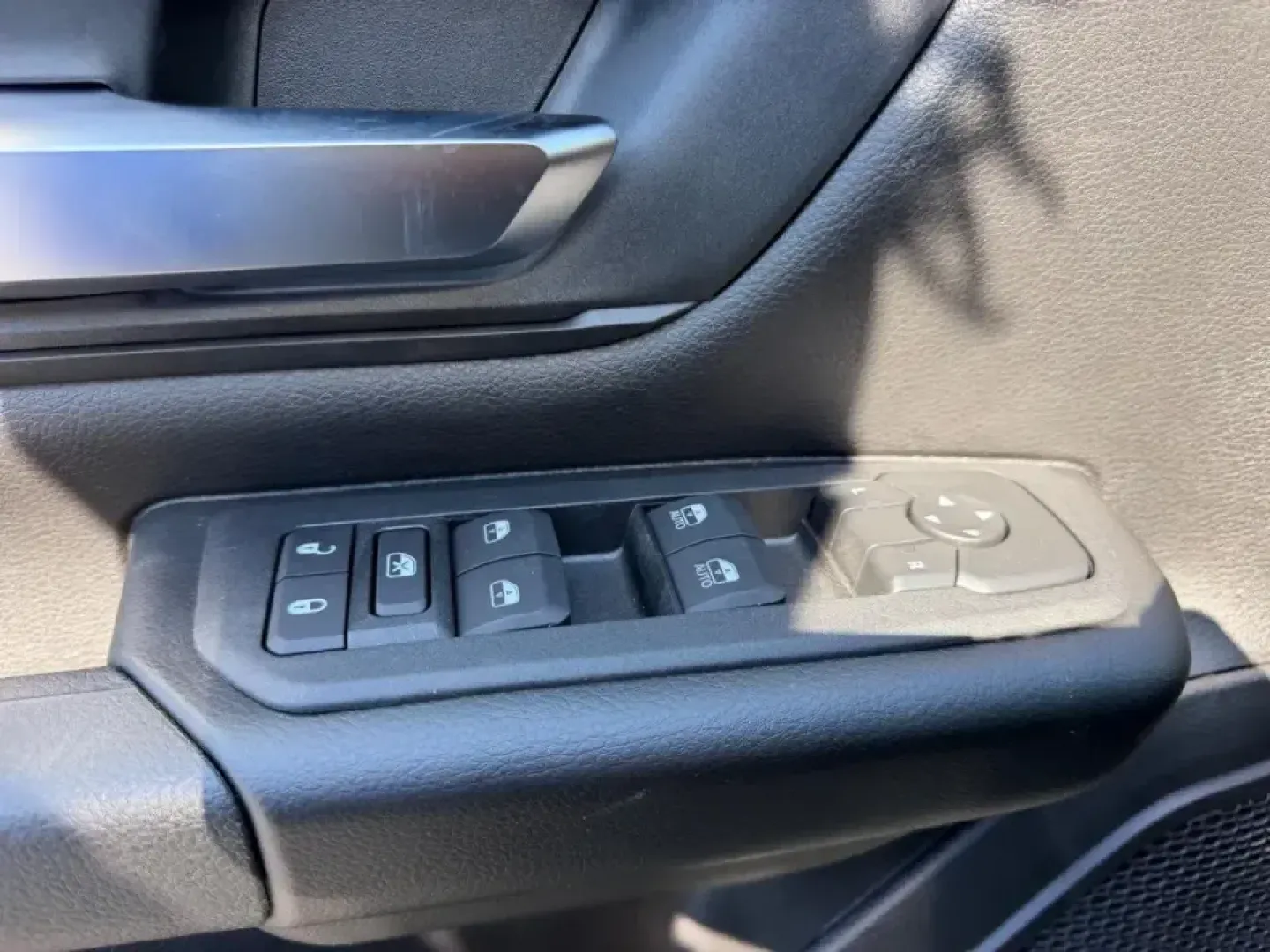 2026 /Diesel Gray/Black Cloth Ram 1500 Express (1C6RRFGG0TN) with an 3.6L V6 24V VVT eTorque UPG I engine, 8A transmission, located at 970 Woodlawn Dr., Farmington, MO, 63640, (573) 431-7800, 37.825642, -90.468674 - Whether you're hauling weekend project supplies, towing the boat for a getaway, or simply upgrading your daily commute with a truck that feels confident in every season, the 2026 Ram 1500 Express is built for real-life Missouri driving. With only **11 miles**, this nearly-new pickup delivers that fr - Photo#17