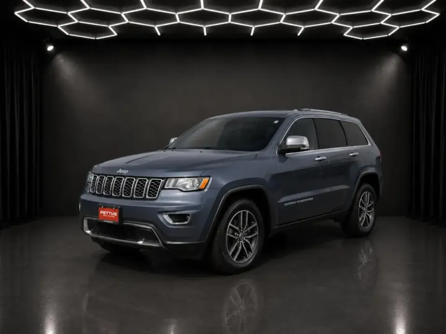 2020 /Black Leather Jeep Grand Cherokee Limited (1C4RJFBG7LC) with an 3.6L V6 24V VVT UPG I engine, Automatic transmission, located at 970 Woodlawn Dr., Farmington, MO, 63640, (573) 431-7800, 37.825642, -90.468674 - Whether you're planning weekend escapes to St. Joe State Park, commuting down US-67, or simply want a confident SUV for Missouri's changing seasons, this 2020 Jeep Grand Cherokee Limited is built for real life-comfortable for daily driving, capable for road trips, and ready when the weather turns. W - Photo#0