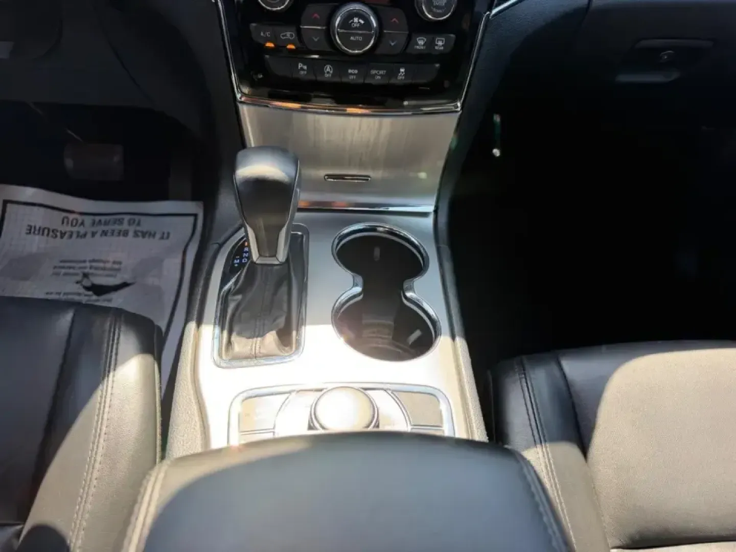 2020 /Black Leather Jeep Grand Cherokee Limited (1C4RJFBG7LC) with an 3.6L V6 24V VVT UPG I engine, Automatic transmission, located at 970 Woodlawn Dr., Farmington, MO, 63640, (573) 431-7800, 37.825642, -90.468674 - Whether you're planning weekend escapes to St. Joe State Park, commuting down US-67, or simply want a confident SUV for Missouri's changing seasons, this 2020 Jeep Grand Cherokee Limited is built for real life-comfortable for daily driving, capable for road trips, and ready when the weather turns. W - Photo#17
