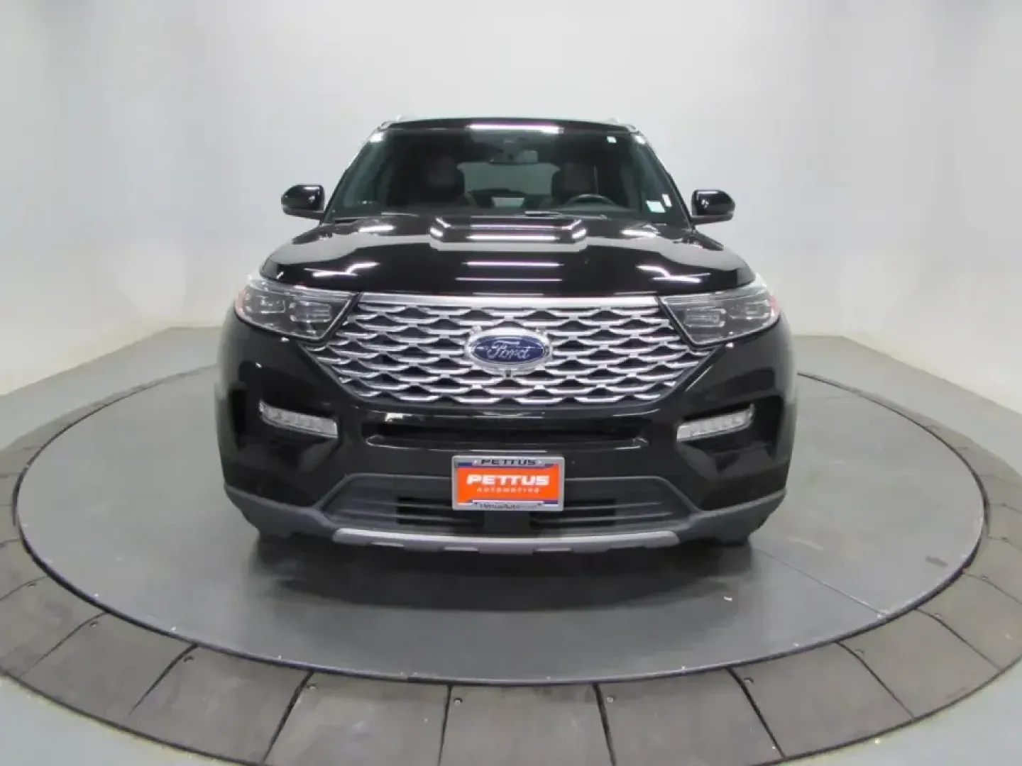 2022 /Ebony Ford Explorer Platinum (1FM5K8HC0NG) with an 3.0L V6 DOHC 24V engine, 10A transmission, located at 12836 Highway 21, De Soto, MO, 63020, (636) 337-7777, 38.151867, -90.575615 - Road-trip families, weekend explorers, and long-commute pros-this is the kind of SUV that makes every mile feel like part of the plan. If you want premium comfort without the new-car price, this **2022 Ford Explorer Platinum** is a smart way to upgrade your daily drive while keeping capability ready - Photo#1