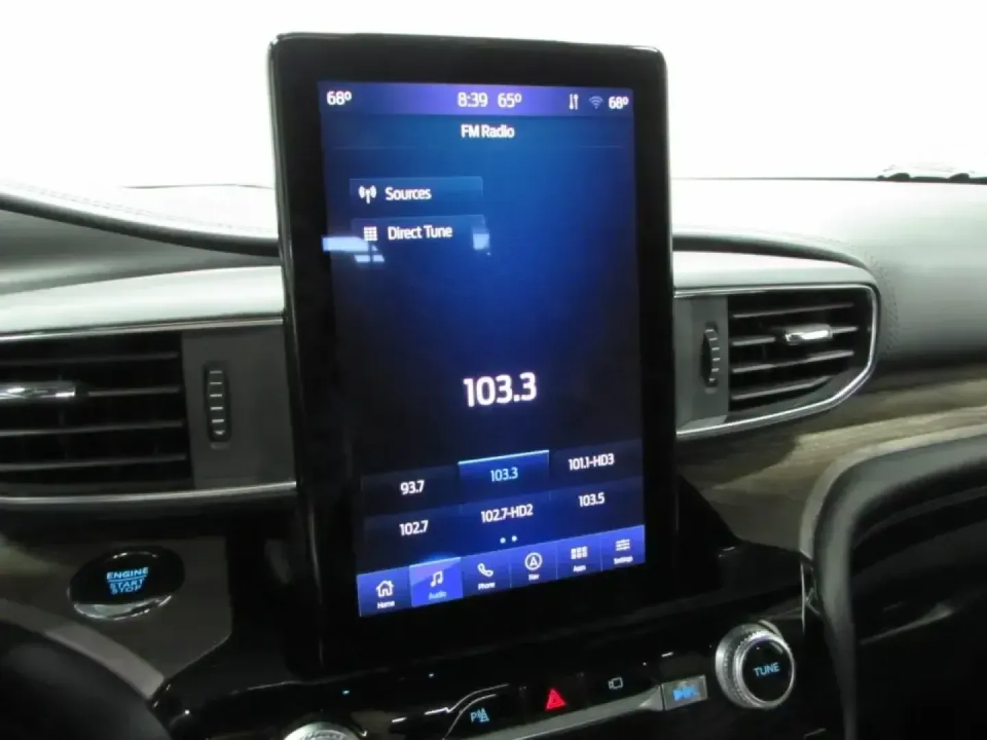 2022 /Ebony Ford Explorer Platinum (1FM5K8HC0NG) with an 3.0L V6 DOHC 24V engine, 10A transmission, located at 12836 Highway 21, De Soto, MO, 63020, (636) 337-7777, 38.151867, -90.575615 - Road-trip families, weekend explorers, and long-commute pros-this is the kind of SUV that makes every mile feel like part of the plan. If you want premium comfort without the new-car price, this **2022 Ford Explorer Platinum** is a smart way to upgrade your daily drive while keeping capability ready - Photo#29