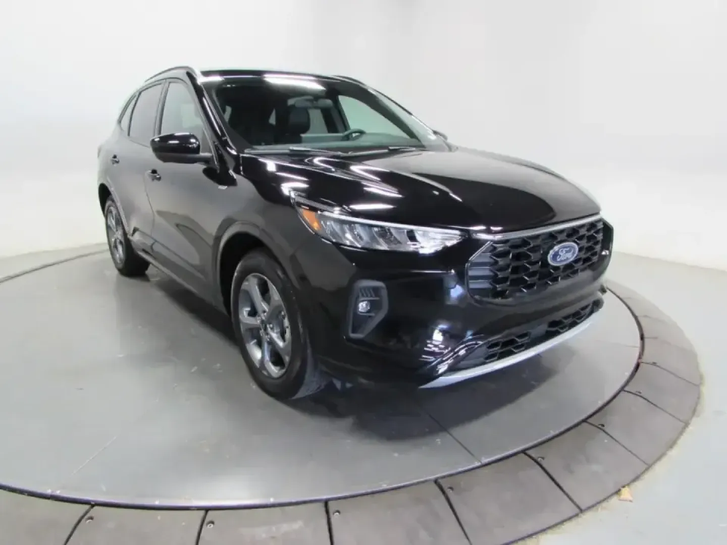 2024 /Ebony Ford Escape ST-Line Select (1FMCU9NZ6RU) with an 2.5L L4 DOHC 16V HYBRID engine, 8A transmission, located at 12836 Highway 21, De Soto, MO, 63020, (636) 337-7777, 38.151867, -90.575615 - Fuel-sipping weekday commutes, kid-friendly school runs, and spontaneous weekend getaways down to the Ozarks-this 2024 Ford Escape Hybrid ST-Line Select is built for real life in and around De Soto, Missouri. If you've been searching used cars near me and want a modern SUV that feels current, drives - Photo#0