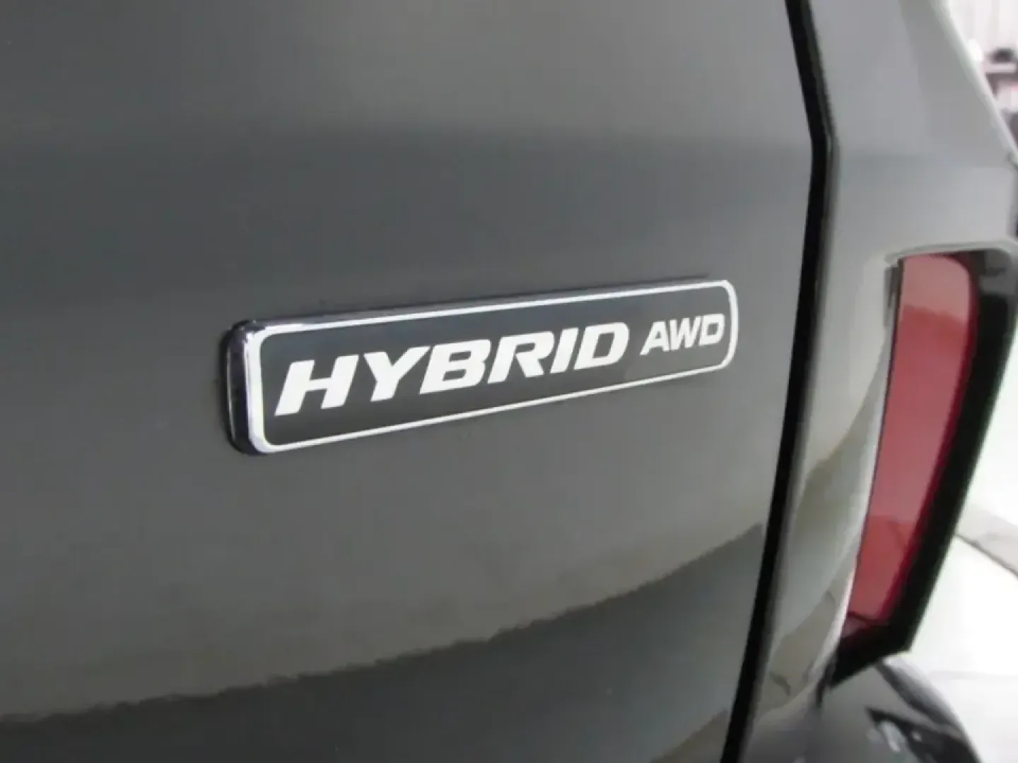 2024 /Ebony Ford Escape ST-Line Select (1FMCU9NZ6RU) with an 2.5L L4 DOHC 16V HYBRID engine, 8A transmission, located at 12836 Highway 21, De Soto, MO, 63020, (636) 337-7777, 38.151867, -90.575615 - Fuel-sipping weekday commutes, kid-friendly school runs, and spontaneous weekend getaways down to the Ozarks-this 2024 Ford Escape Hybrid ST-Line Select is built for real life in and around De Soto, Missouri. If you've been searching used cars near me and want a modern SUV that feels current, drives - Photo#33