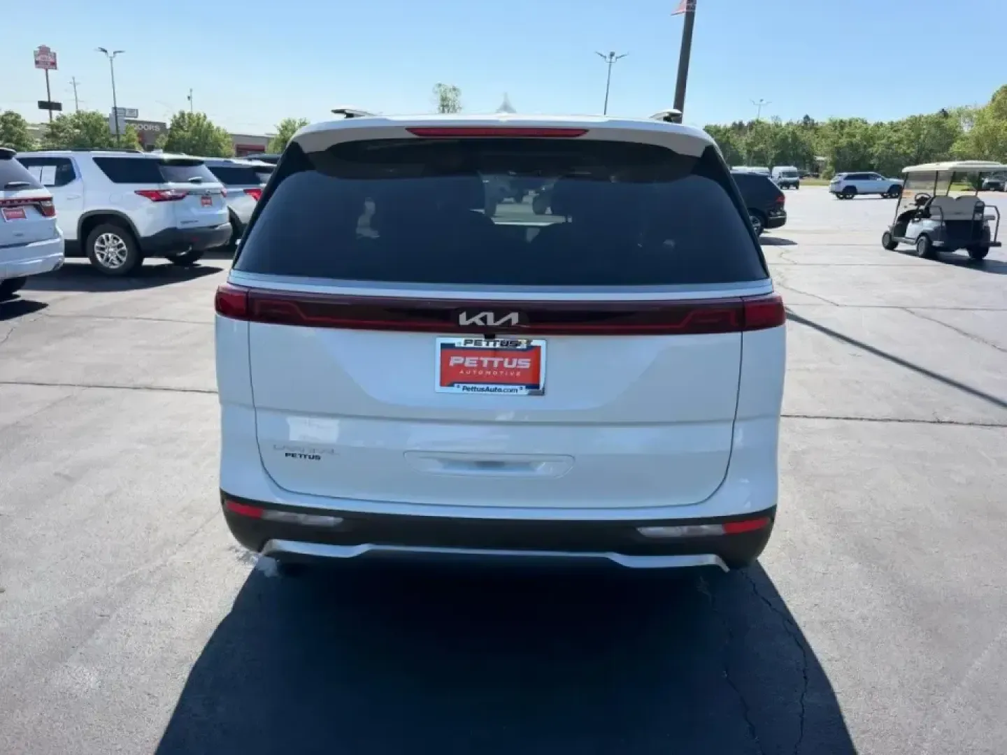 2024 /Gray Leather Kia Carnival SX Prestige (KNDNE5H31R6) with an 3.5L GDI + MPI V6 24V DOHC engine, Automatic transmission, located at 970 Woodlawn Dr., Farmington, MO, 63640, (573) 431-7800, 37.825642, -90.468674 - Load up the crew, cue the playlist, and make every errand feel like a mini road trip-this **2024 Kia Carnival SX Prestige** is built for families, busy professionals, and anyone who wants SUV-style presence with minivan practicality. Whether you're shuttling kids to practice, commuting from Farmingt - Photo#3