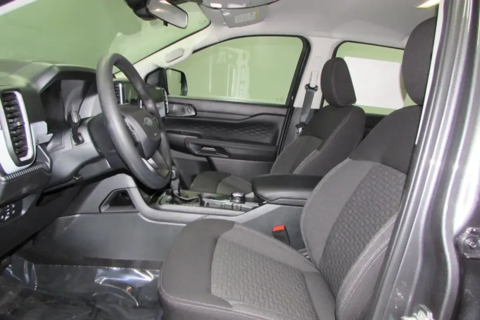 2025 /Ebony Cloth Ford Ranger XL (1FTER4PH5SL) with an 2.3L EcoBoost engine, Automatic transmission, located at 12836 Highway 21, De Soto, MO, 63020, (636) 337-7777, 38.151867, -90.575615 - **Unleash Your Adventurous Spirit with the 2025 Ford Ranger XL: The Perfect Truck for Every Journey!**<br /> <br /> Are you ready to elevate your outdoor escapades or tackle daily commutes like never before? The 2025 Ford Ranger XL is here to redefine your driving experience! With a rugged design, v - Photo#14