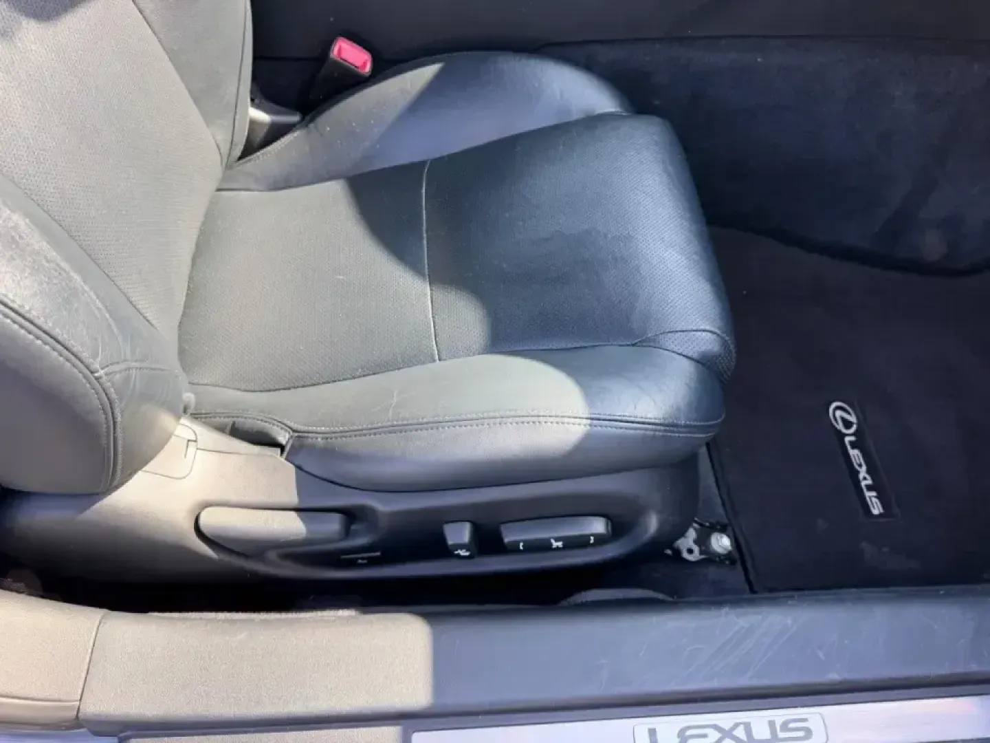 2013 /Black Leather Lexus IS 250 C (JTHFF2C25D2) with an 2.5L V6 engine, Automatic transmission, located at 970 Woodlawn Dr., Farmington, MO, 63640, (573) 431-7800, 37.825642, -90.468674 - Picture your next sunny-day commute down Highway 67 with the top down, or a weekend escape to St. Joe State Park with a refined soundtrack and the kind of comfort that turns every mile into a mini vacation. This 2013 Lexus IS 250 C Convertible is built for drivers who want luxury without giving up e - Photo#16