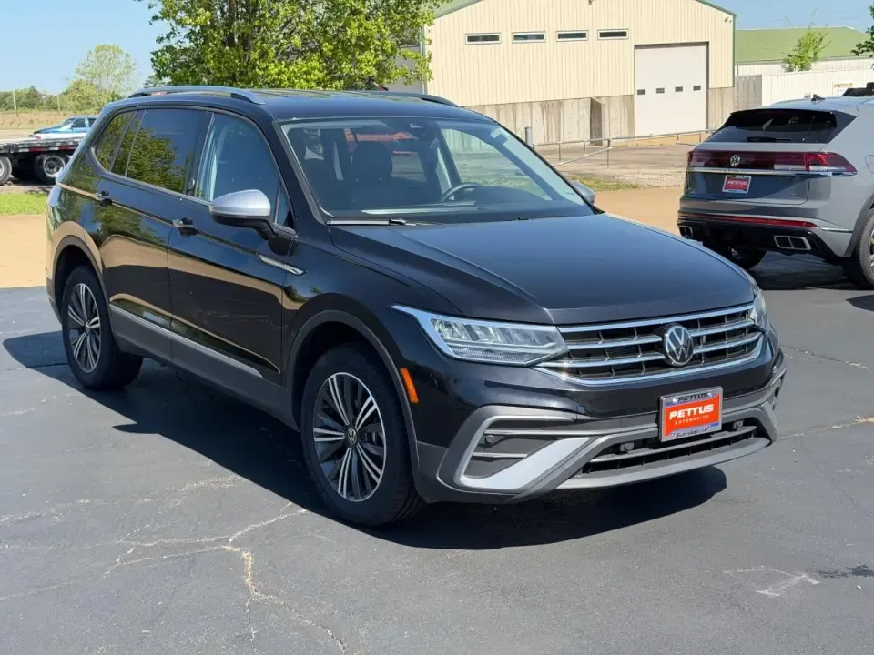 photo of 2024 Volkswagen Tiguan 2.0T Wolfsburg Edition