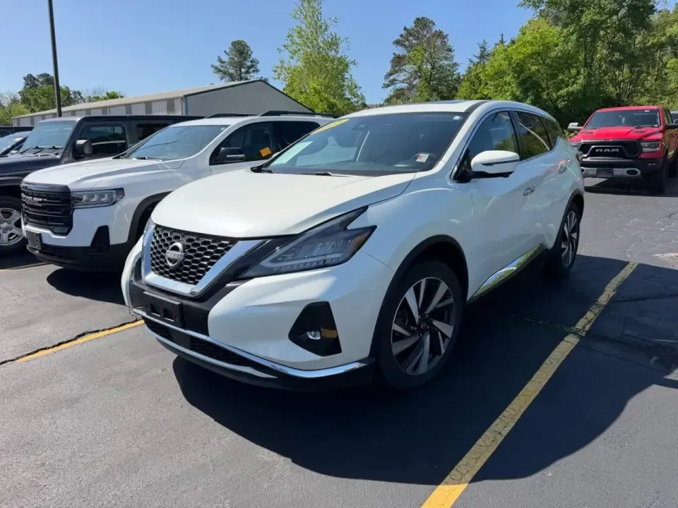 photo of 2023 Nissan Murano SL