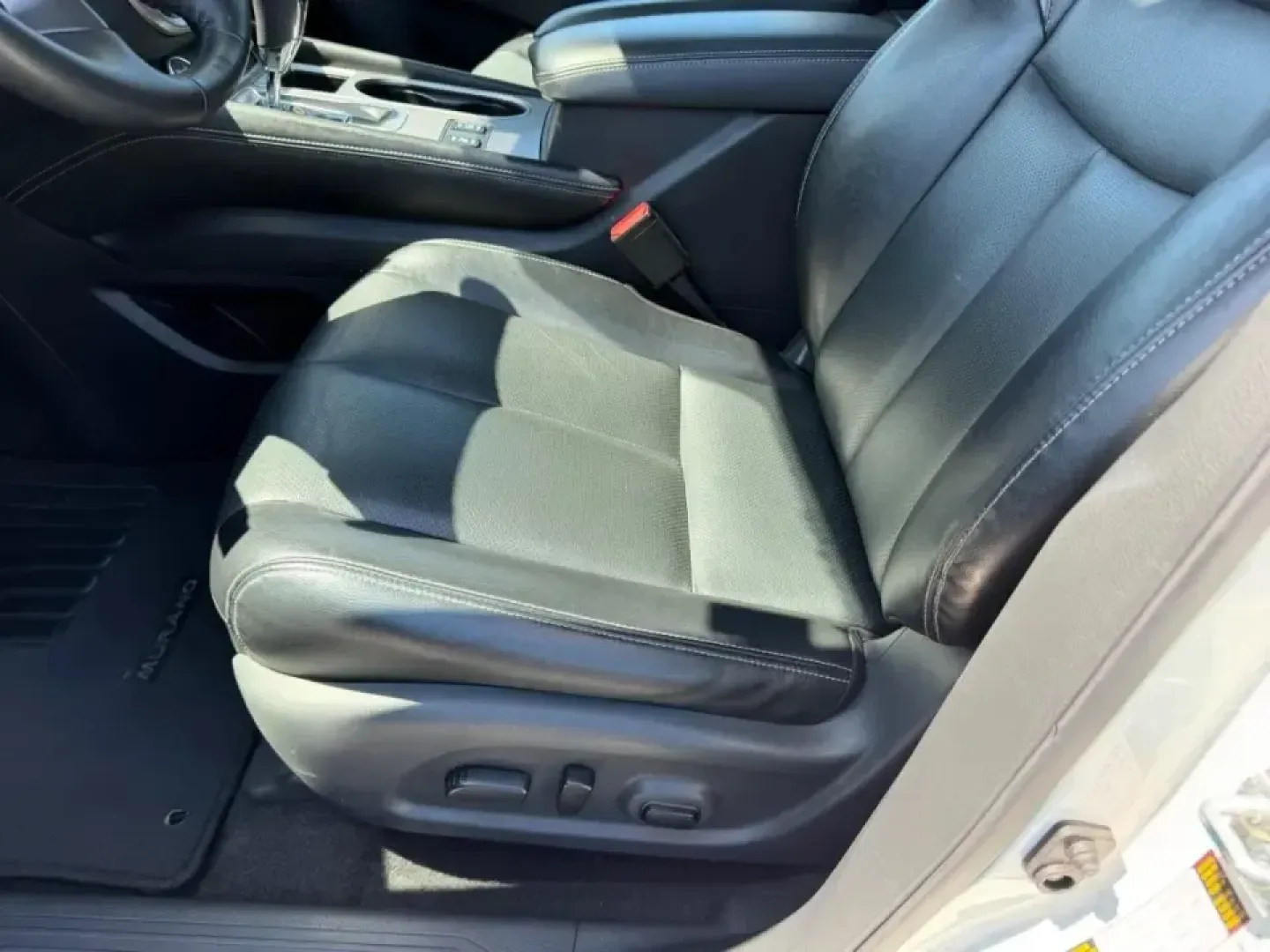 2023 /Graphite Leather Nissan Murano SL (5N1AZ2CSXPC) with an 3.5L DOHC 24-Valve V6 engine, Automatic transmission, located at 970 Woodlawn Dr., Farmington, MO, 63640, (573) 431-7800, 37.825642, -90.468674 - Whether your weekends mean a family getaway to the St. Francois State Park area, a date-night drive through downtown Farmington, or a comfortable daily commute along US67, this 2023 Nissan Murano SL AWD is the kind of SUV that fits real life-quiet, confident, and ready for four-season Missouri roads - Photo#22