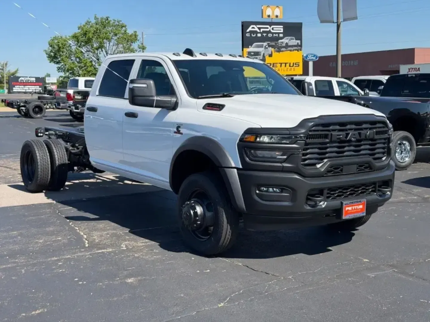2026 /Diesel Gray/Black Vinyl Ram 4500HD Tradesman (3C7WRLEL6TG) with an Straight 6 Turbocharged Diesel engine, located at 970 Woodlawn Dr., Farmington, MO, 63640, (573) 431-7800, 37.825642, -90.468674 - Built for the kind of workday that starts before sunrise and ends after the last load is secured, this 2026 Ram 4500 Chassis Cab Tradesman is the right fit for contractors, farmers, fleets, and anyone who needs serious capability without the drama. Whether you're hauling equipment to a jobsite off H - Photo#0